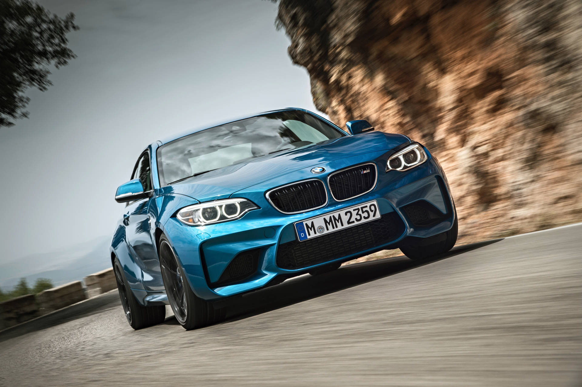 Phóng vút lên cùng BMW M2 — Bmw Hình nền