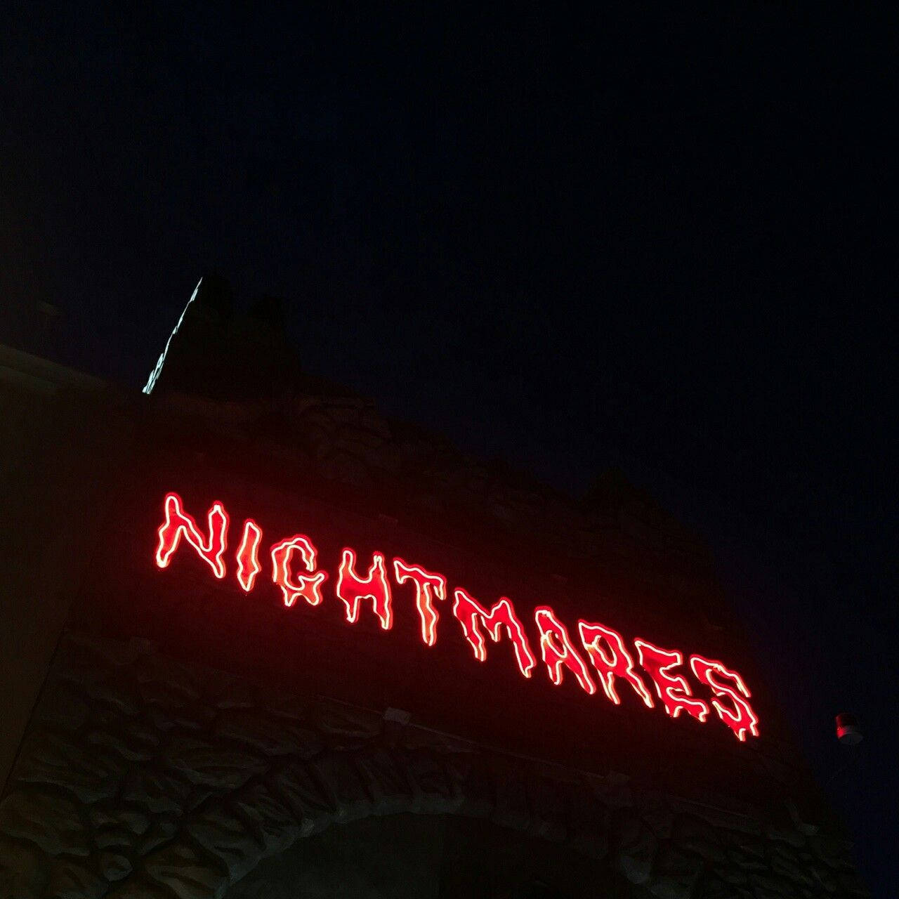 Ác Mộng Neon Đỏ Thẩm Mỹ Hình nền