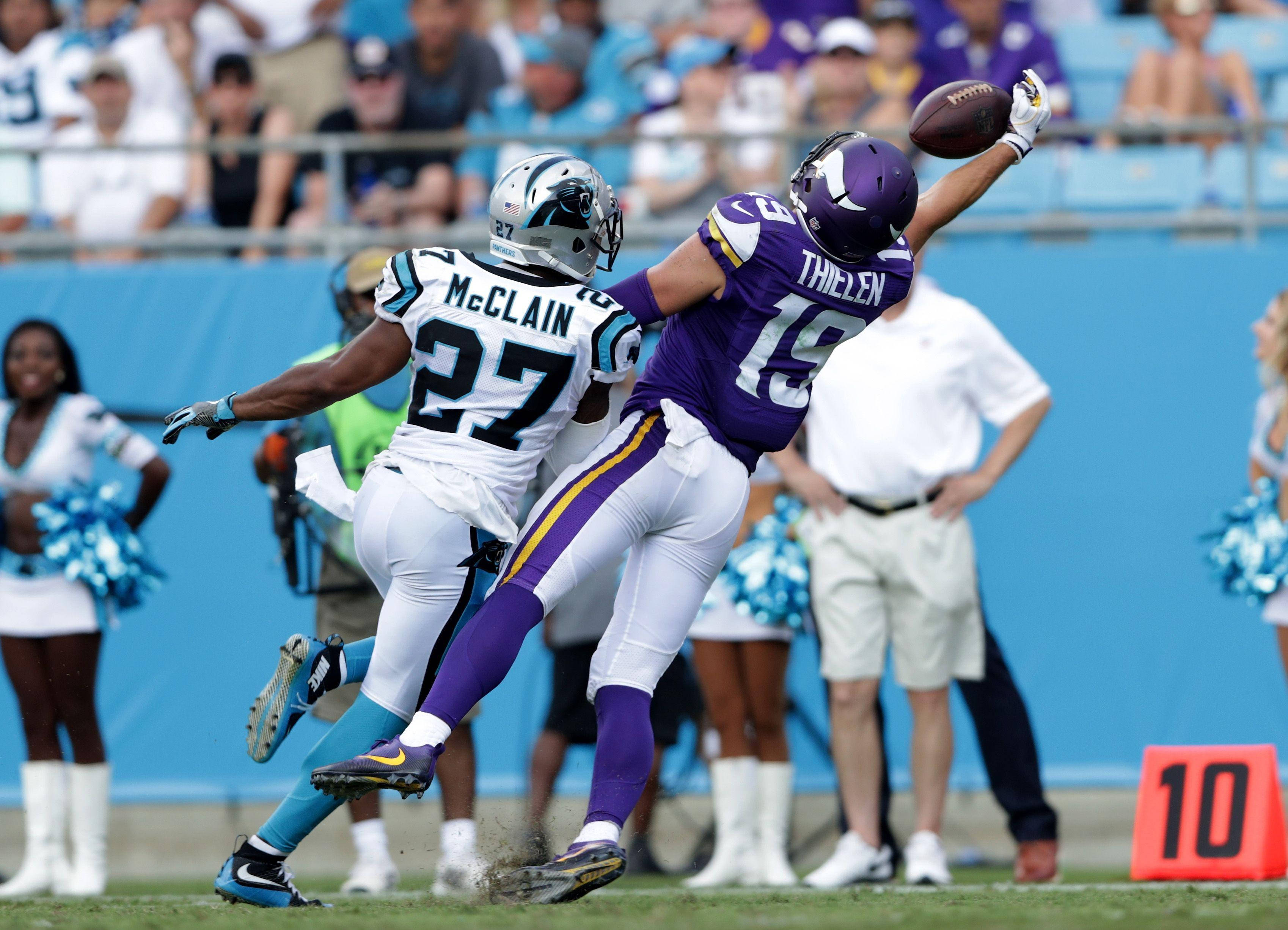 Adam Thielen Phản Xạ Đáng Kinh Ngạc Hình nền