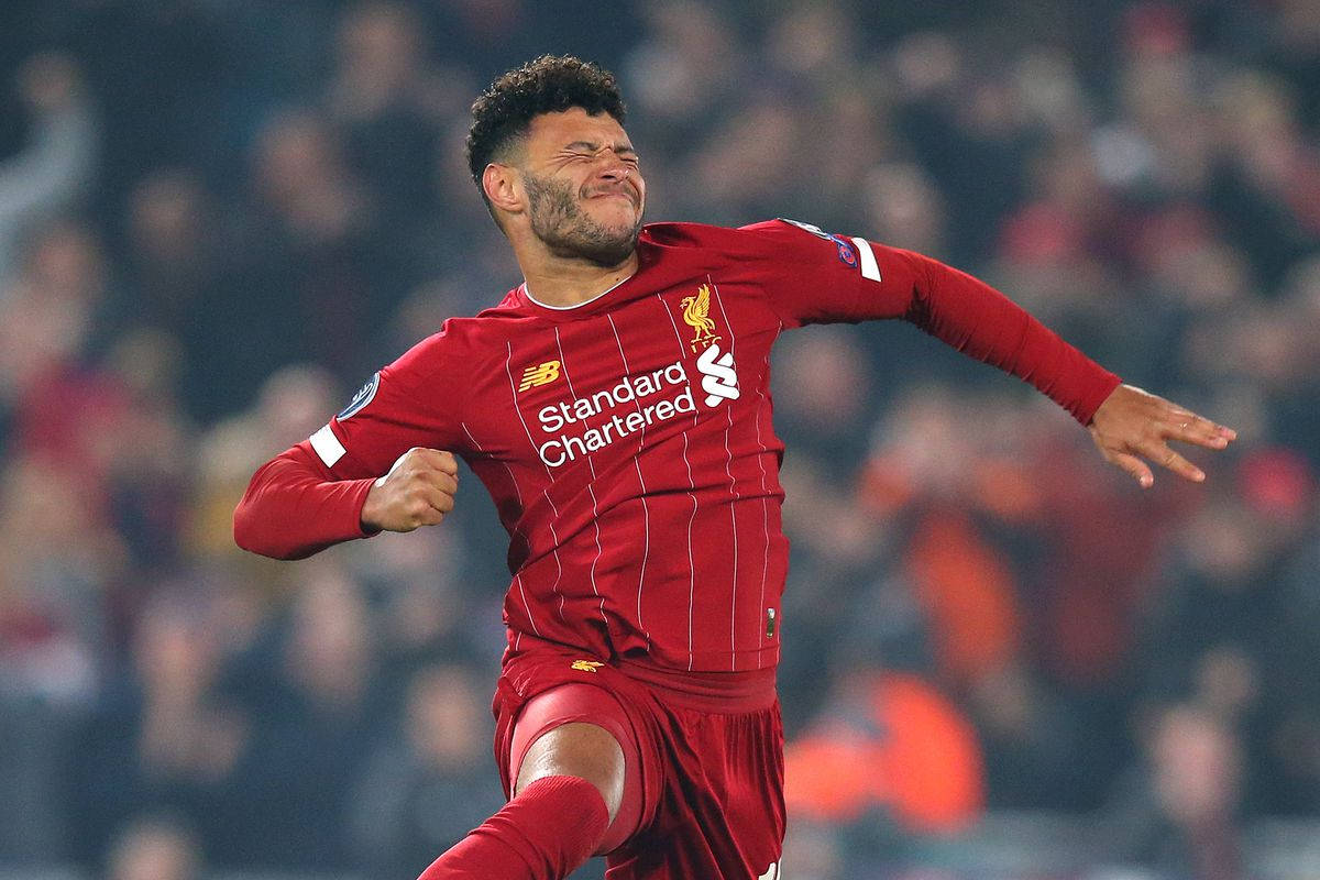 Alex Oxlade-Chamberlain Nhảy Lên Không Trung Hình nền