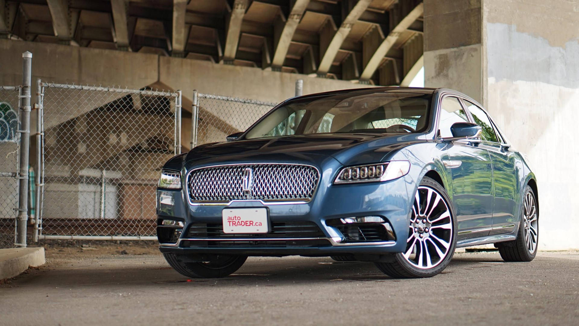 Ảnh chụp xe Lincoln Continental 2020
