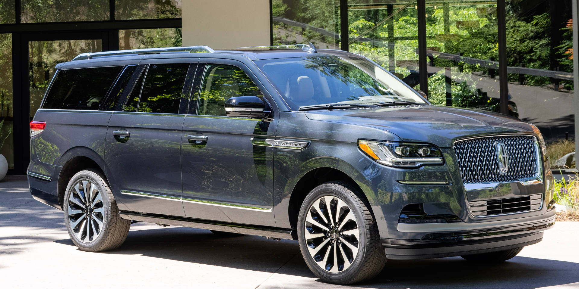 Xe Lincoln Navigator 2021