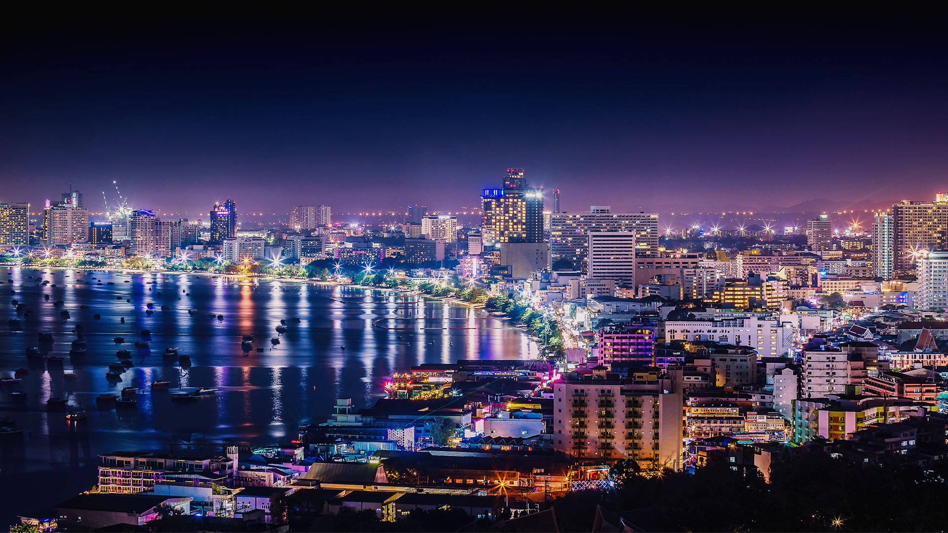 Ánh đèn thành phố Pattaya tuyệt đẹp Hình nền