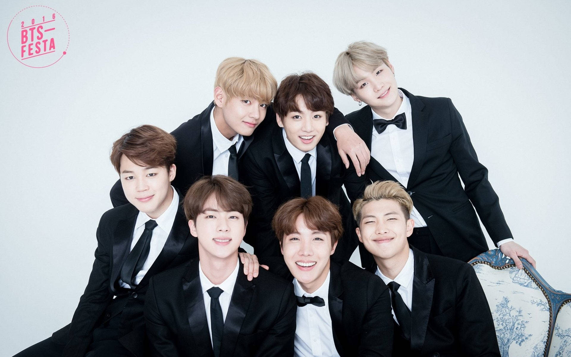 Ảnh nhóm BTS trong bộ vest lịch lãm Hình nền