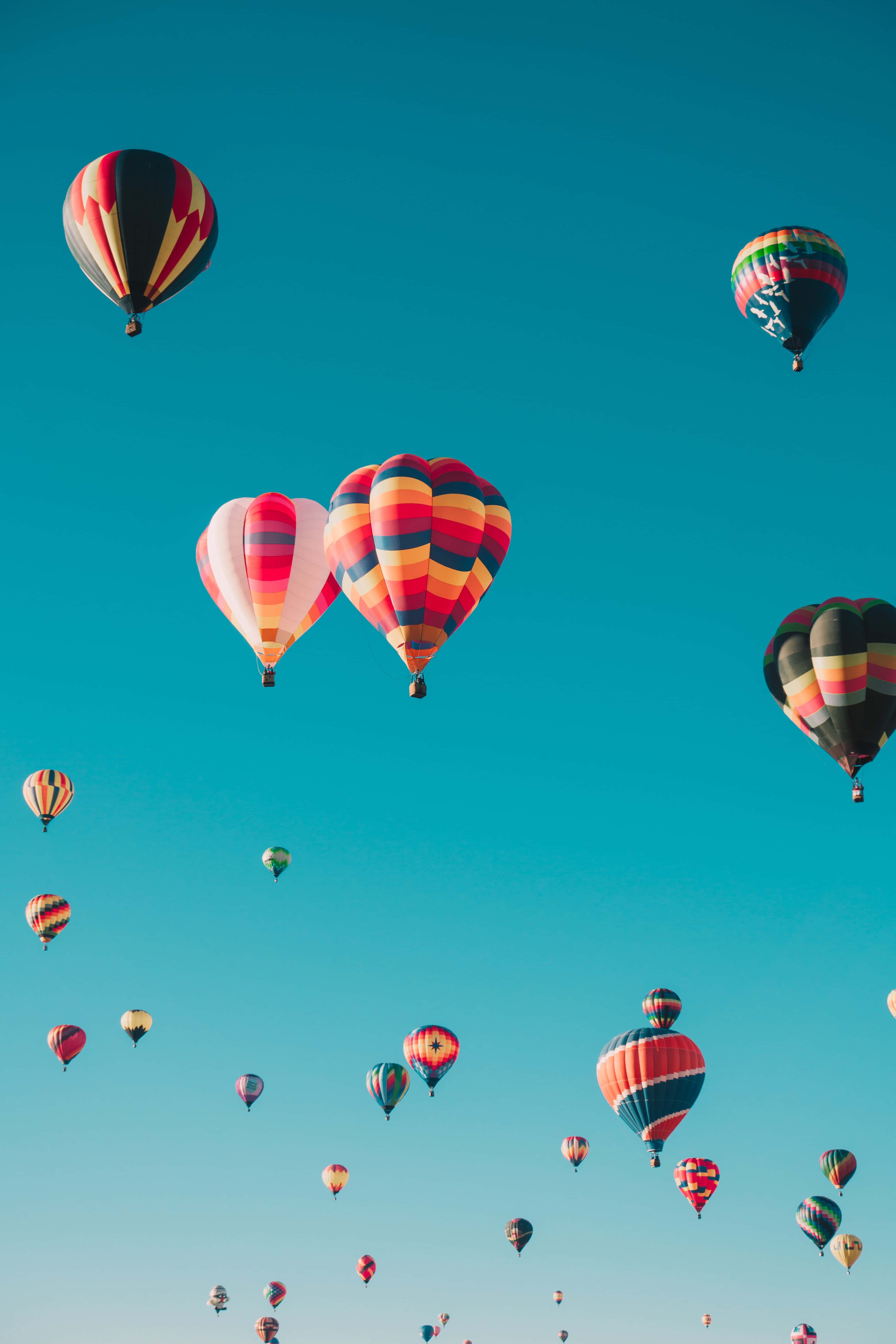 Assorted Hot Air Balloons iPhone Background Hình nền