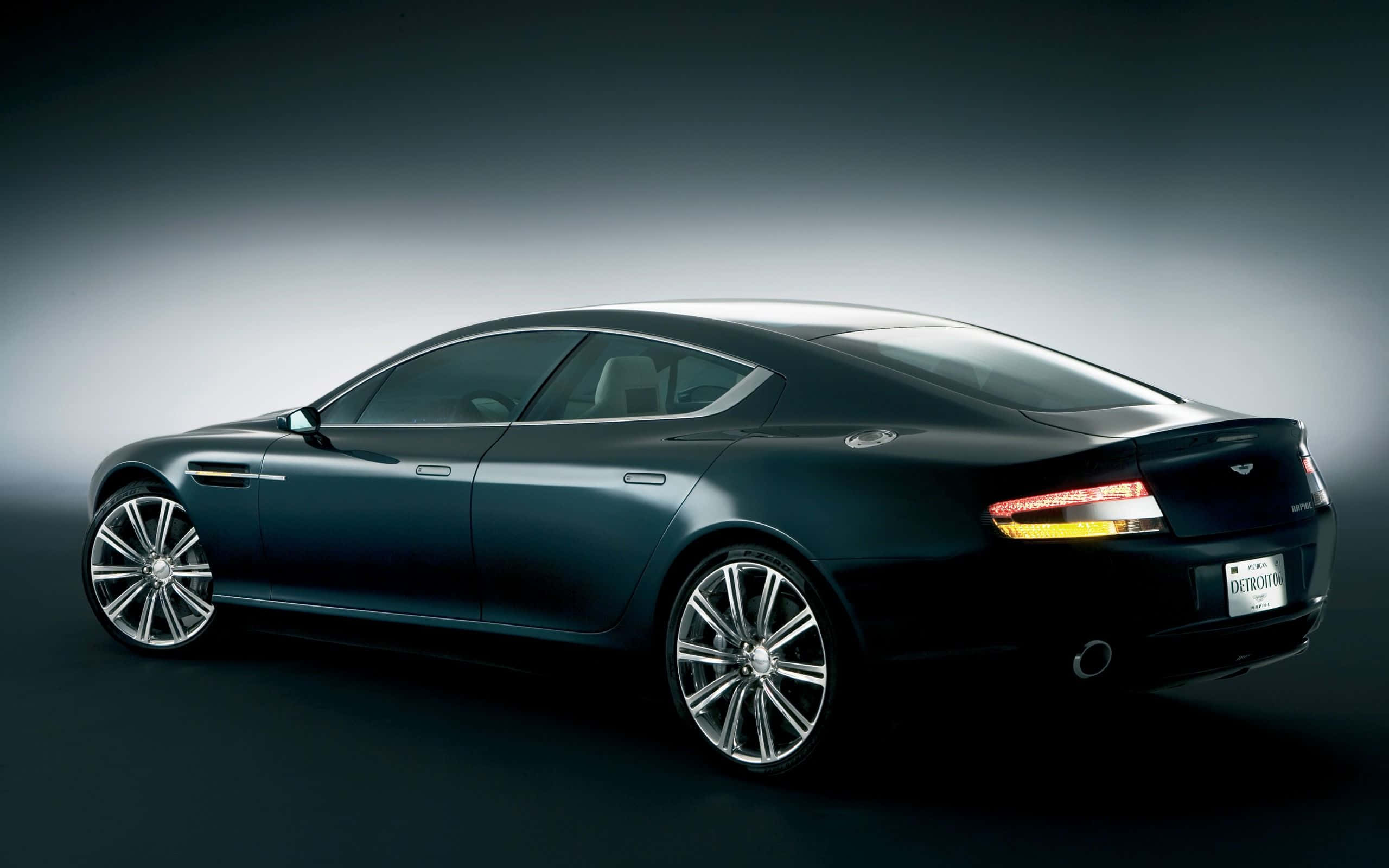 Aston Martin Rapide S - Sang Trọng Kết Hợp Hiệu Năng Hình nền