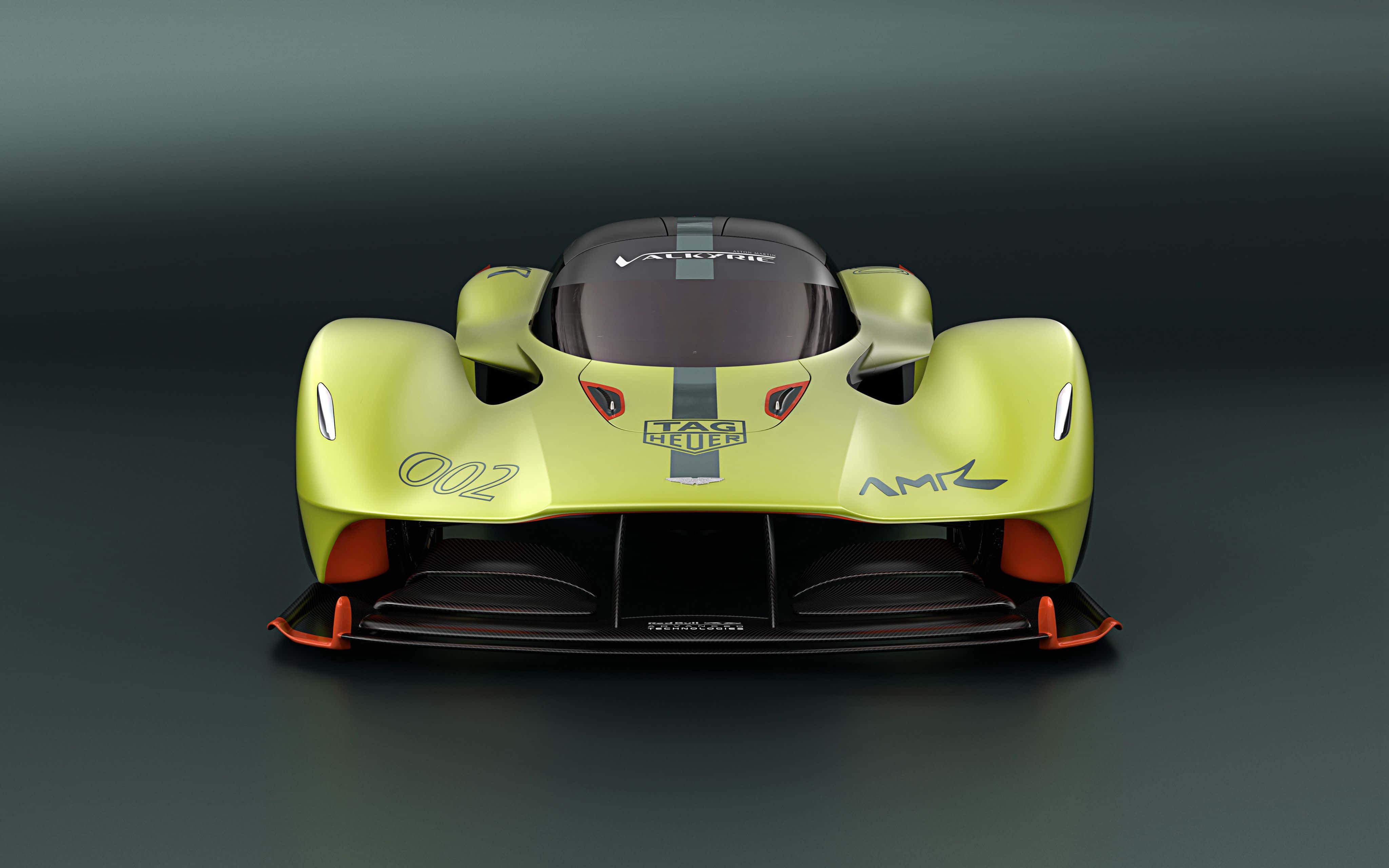 Aston Martin Valkyrie đua trên đường đua Hình nền