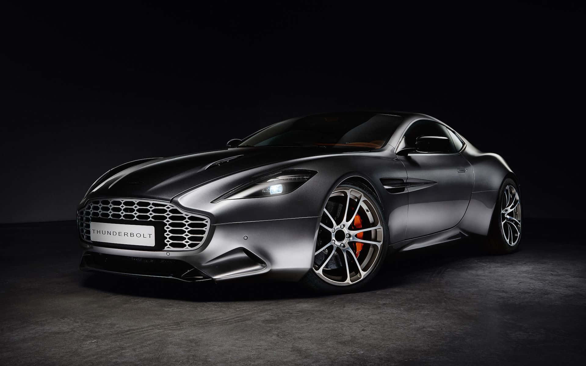 Aston Martin Vanquish Thanh Lịch và Mạnh Mẽ Hình nền