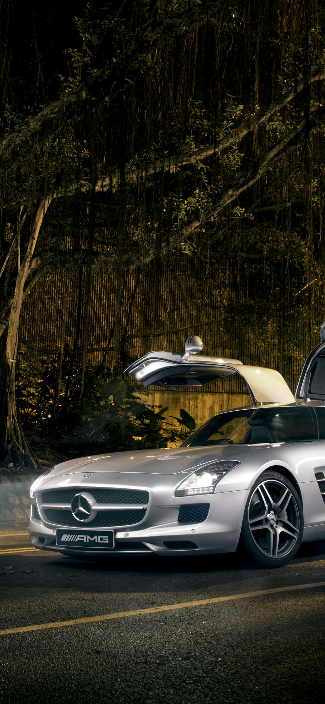 Bạc iPhone Xs Mercedes Amg Hình Nền