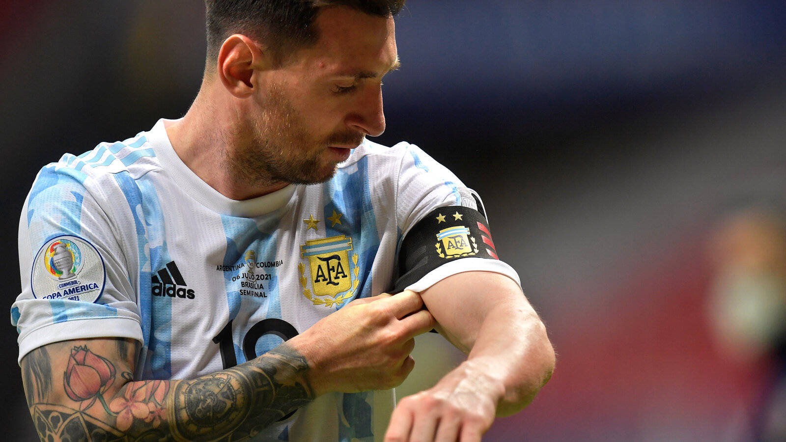 Băng đội trưởng Messi 2021 Hình nền