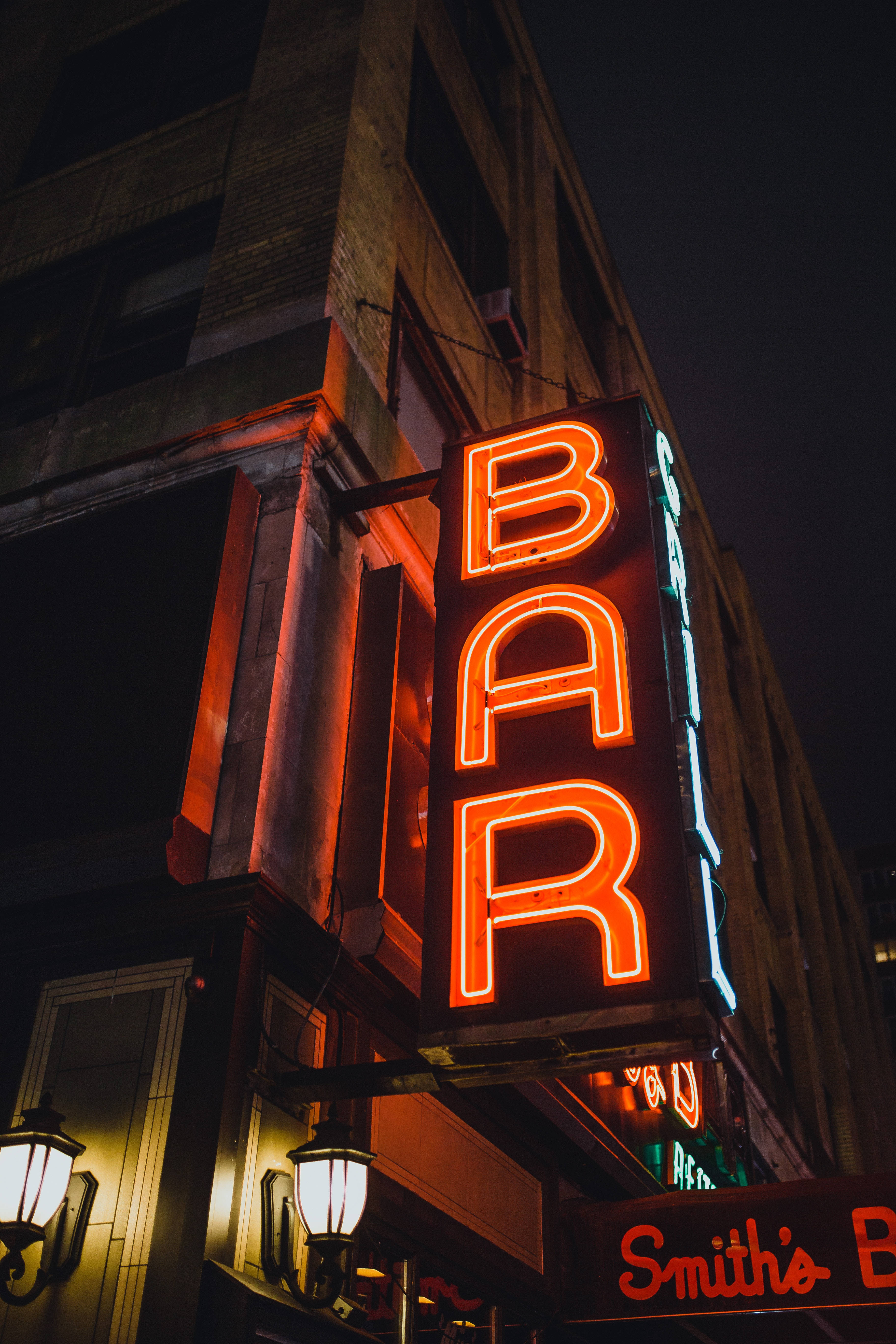 Biển hiệu neon quán bar lớn Hình nền