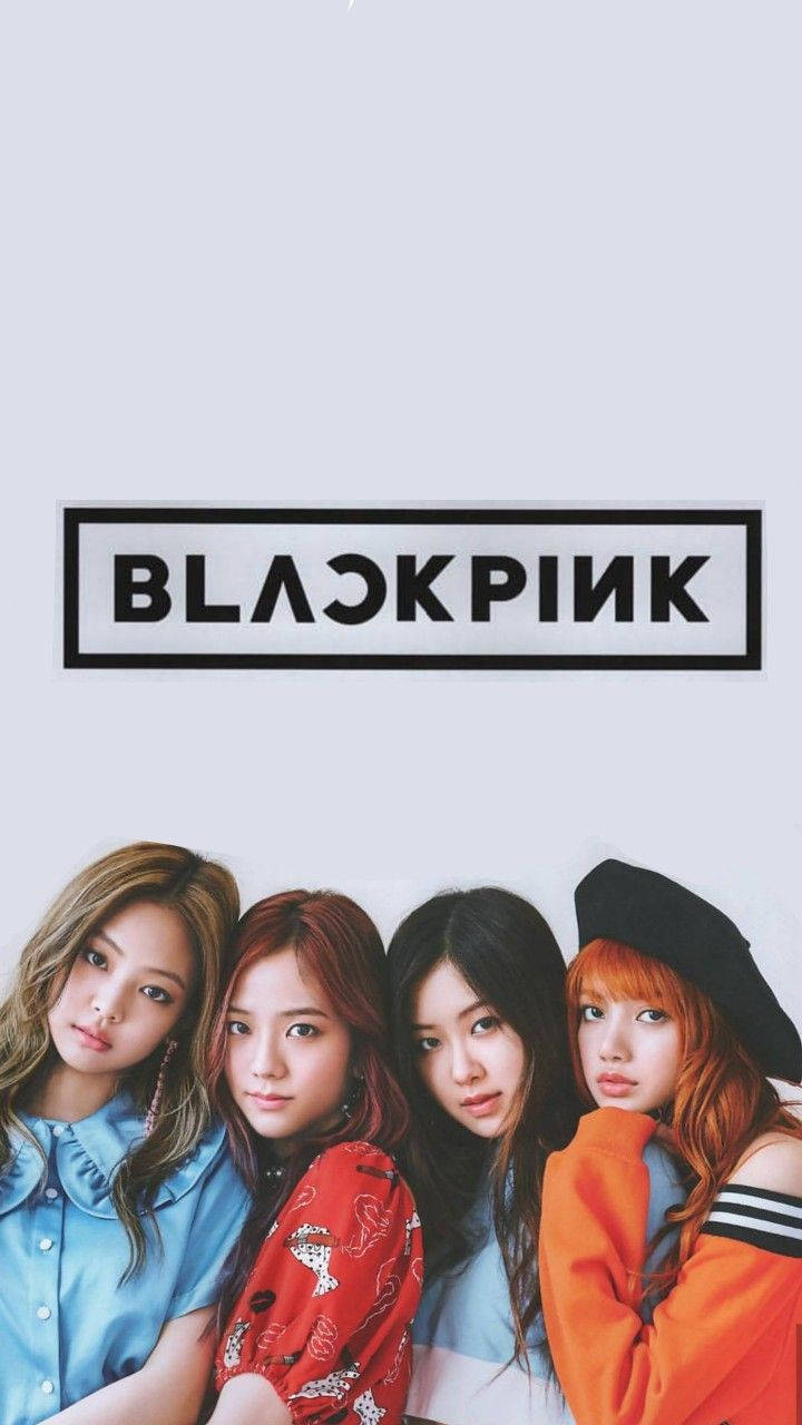 Hình nền Blackpink các thành viên trên nền trắng với logo