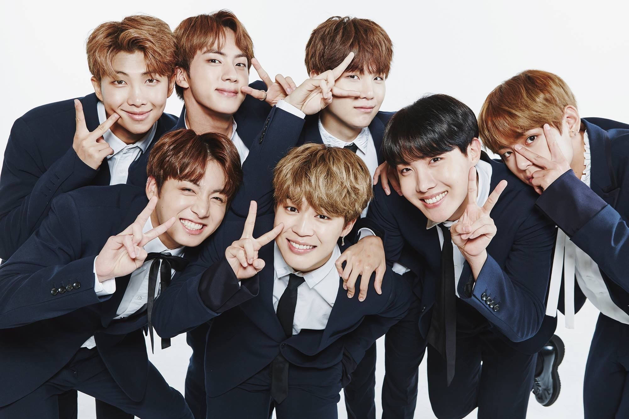BTS Laptop Hình Nền Chữ V Hòa Bình Phong Cách Ngầu Hình nền