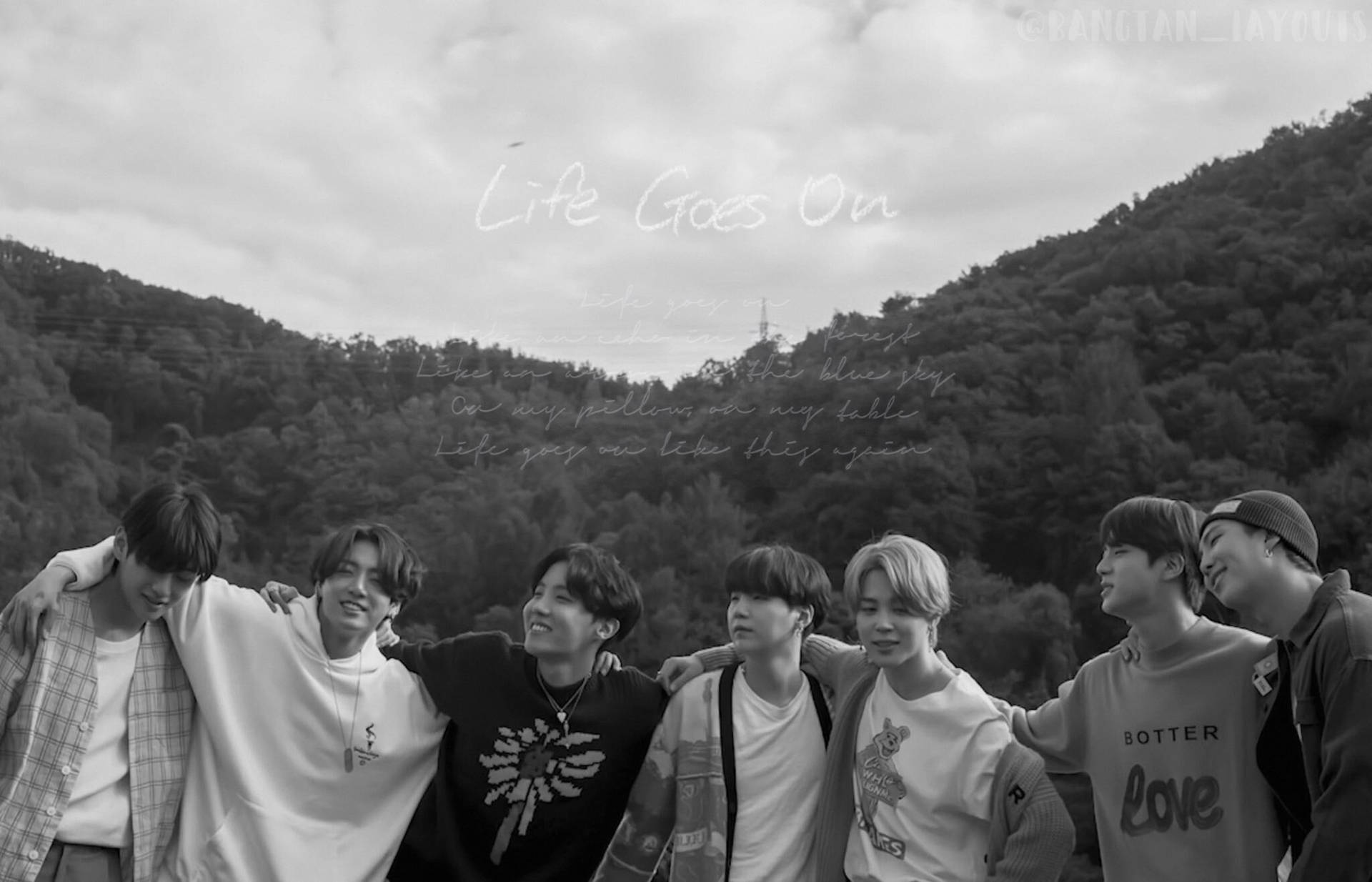 BTS Life Goes On đen trắng