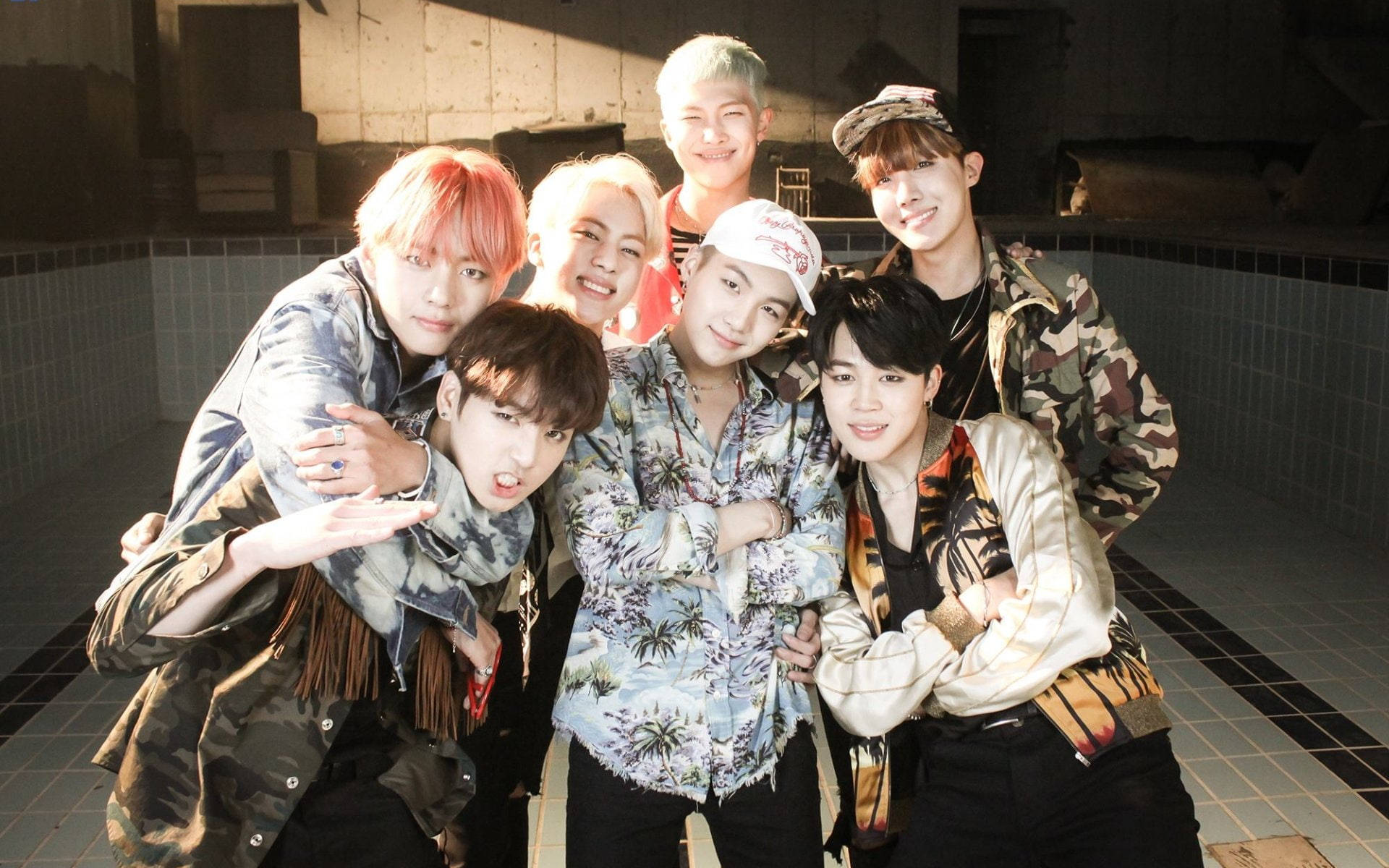 BTS Nhóm Ảnh Trong MV Fire Hình nền