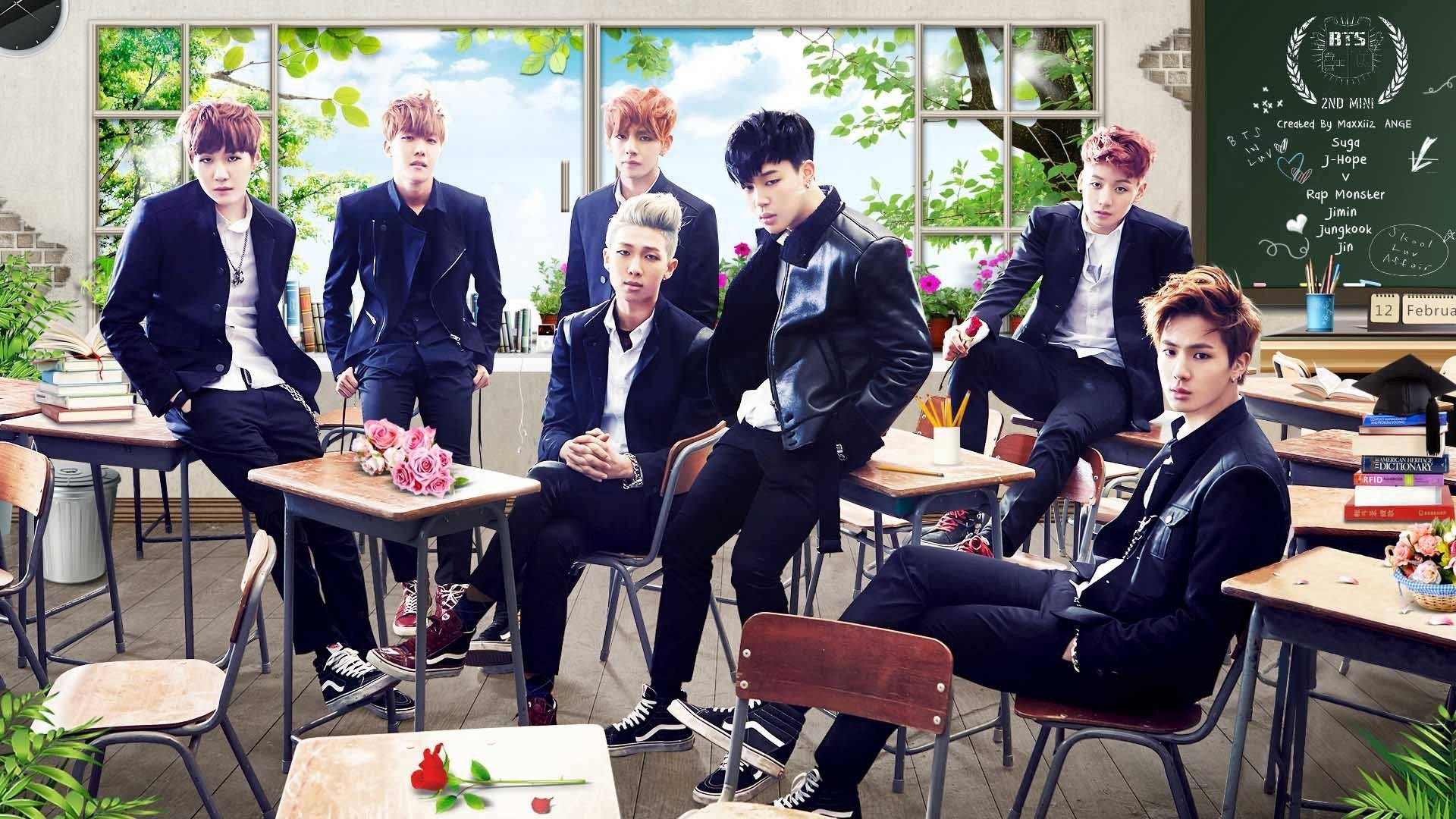 Hình nền nhóm nhạc nam BTS tạo dáng cùng nhau ở trường.