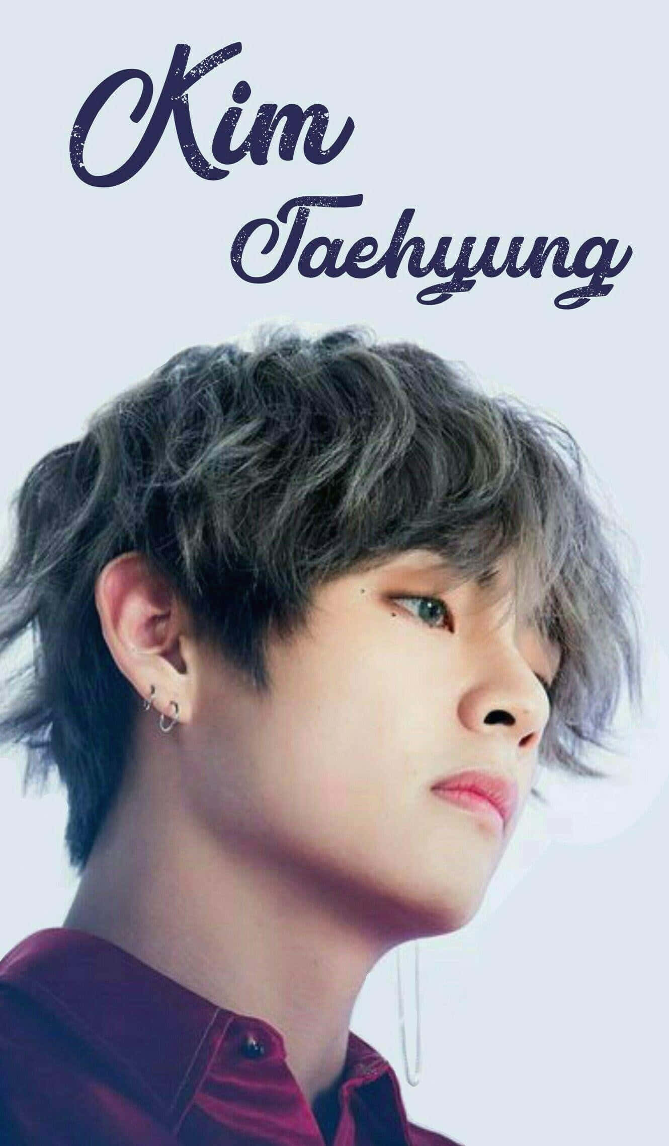 BTS V tỏa sáng với thần thái ngôi sao trong bức chân dung ấn tượng này Hình nền