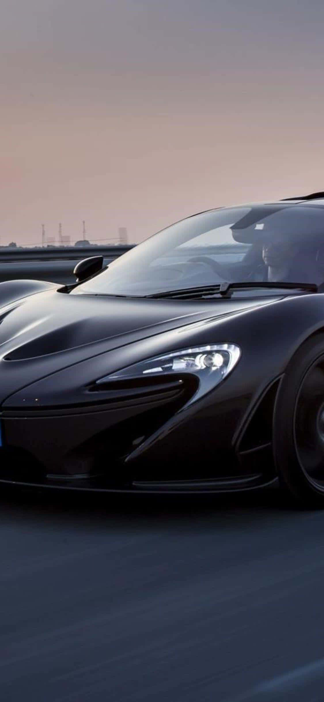 Cầm lái chiếc iPhone Xs McLaren 720s sang trọng Hình nền