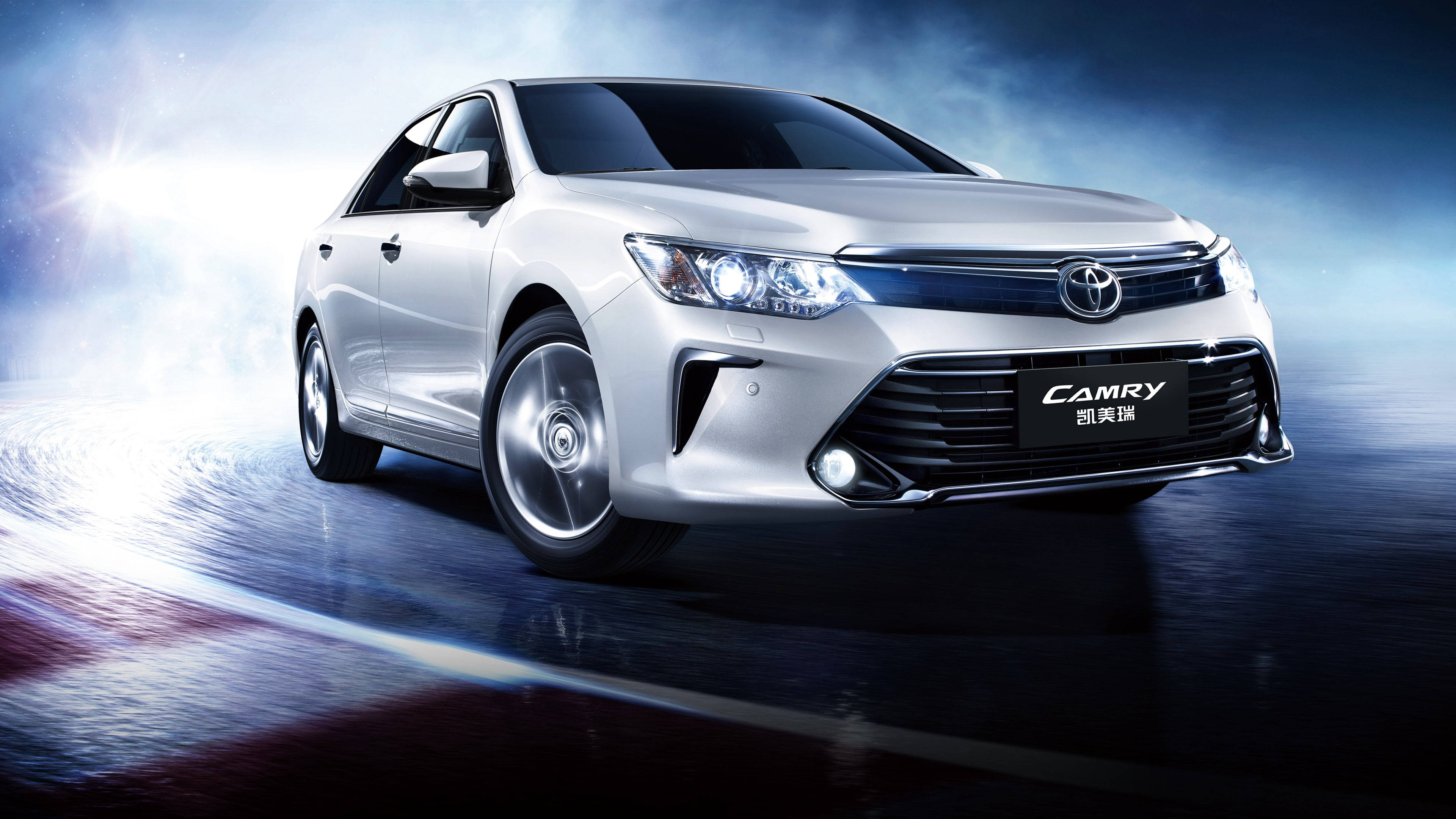 Camry Trắng Toyota 4K Với Khói Hình nền