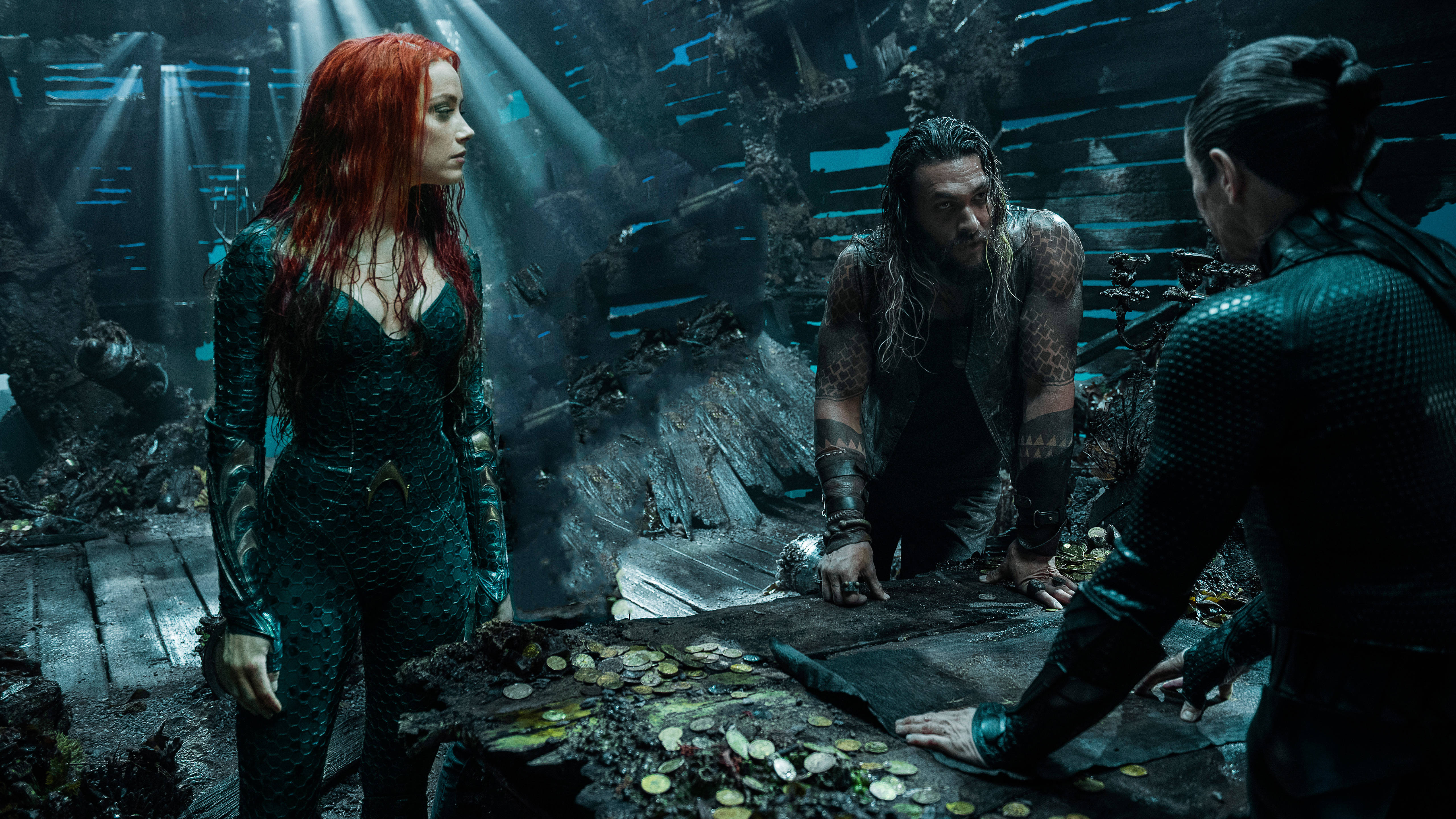 Cảnh phim Aquaman và Mera Hình nền