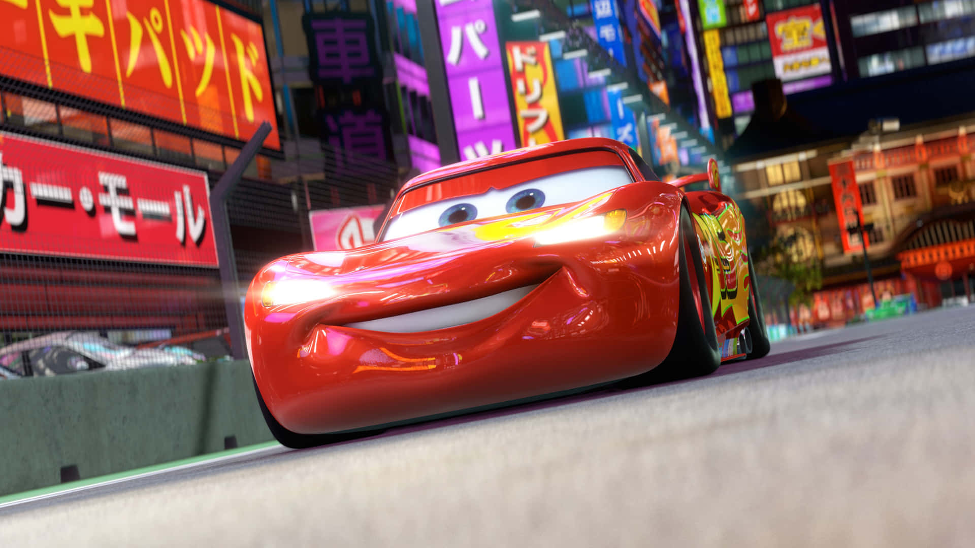 Cars 3 - một chiếc xe màu đỏ đang chạy trên phố thành phố Hình nền