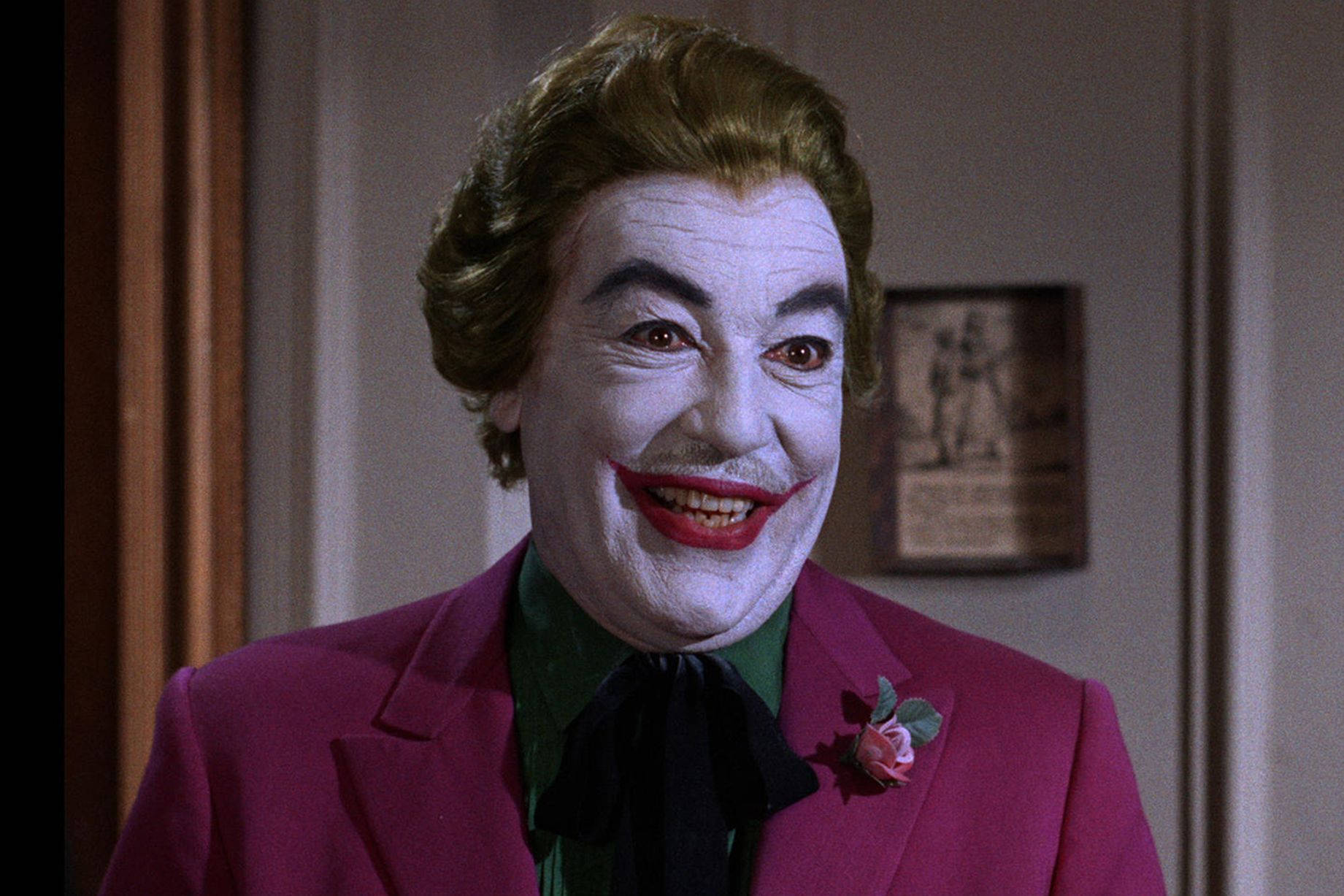 Cesar Romero mỉm cười hóa thân Joker Hình nền