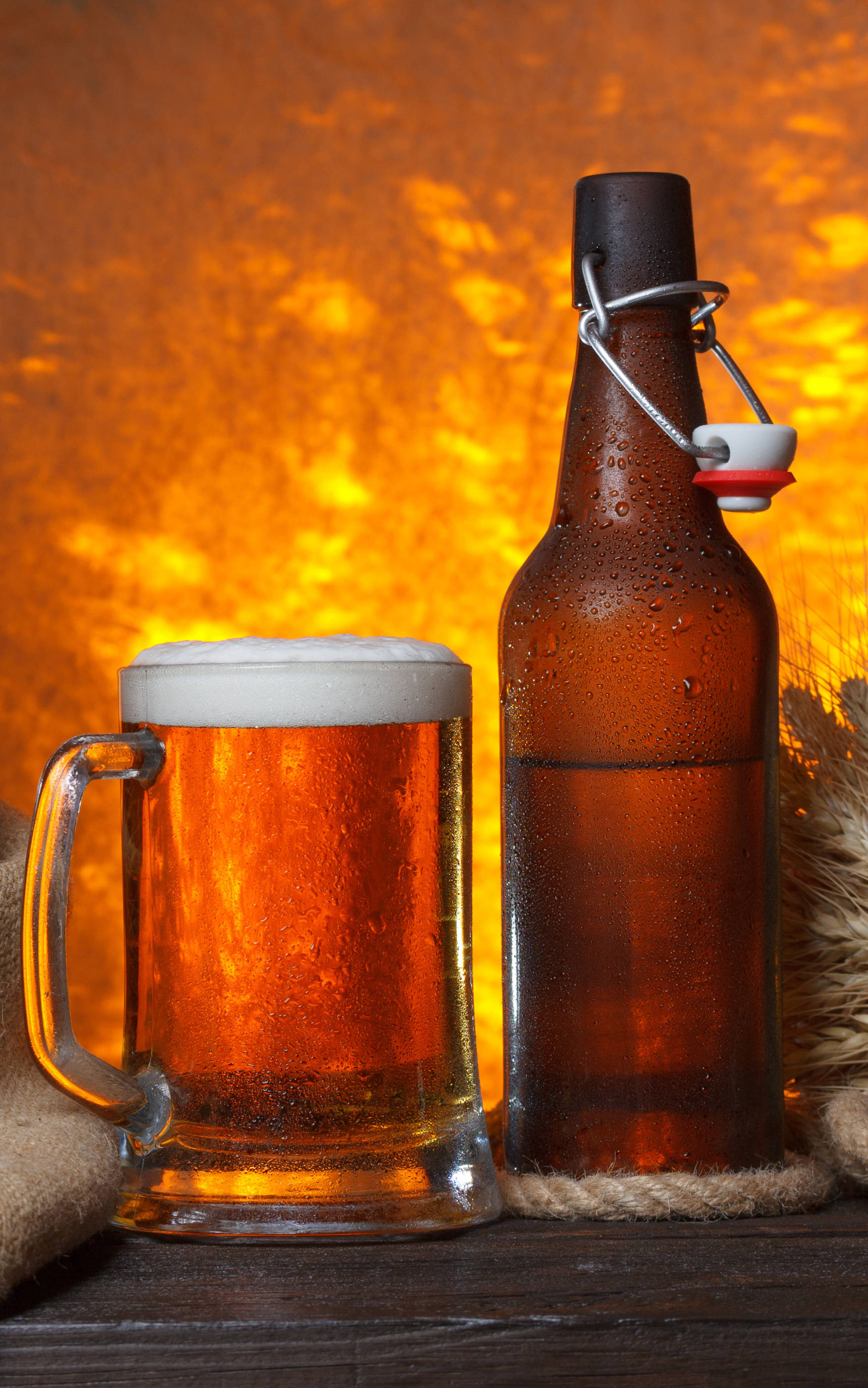 Chai bia và Pint Bia nâu Hình nền