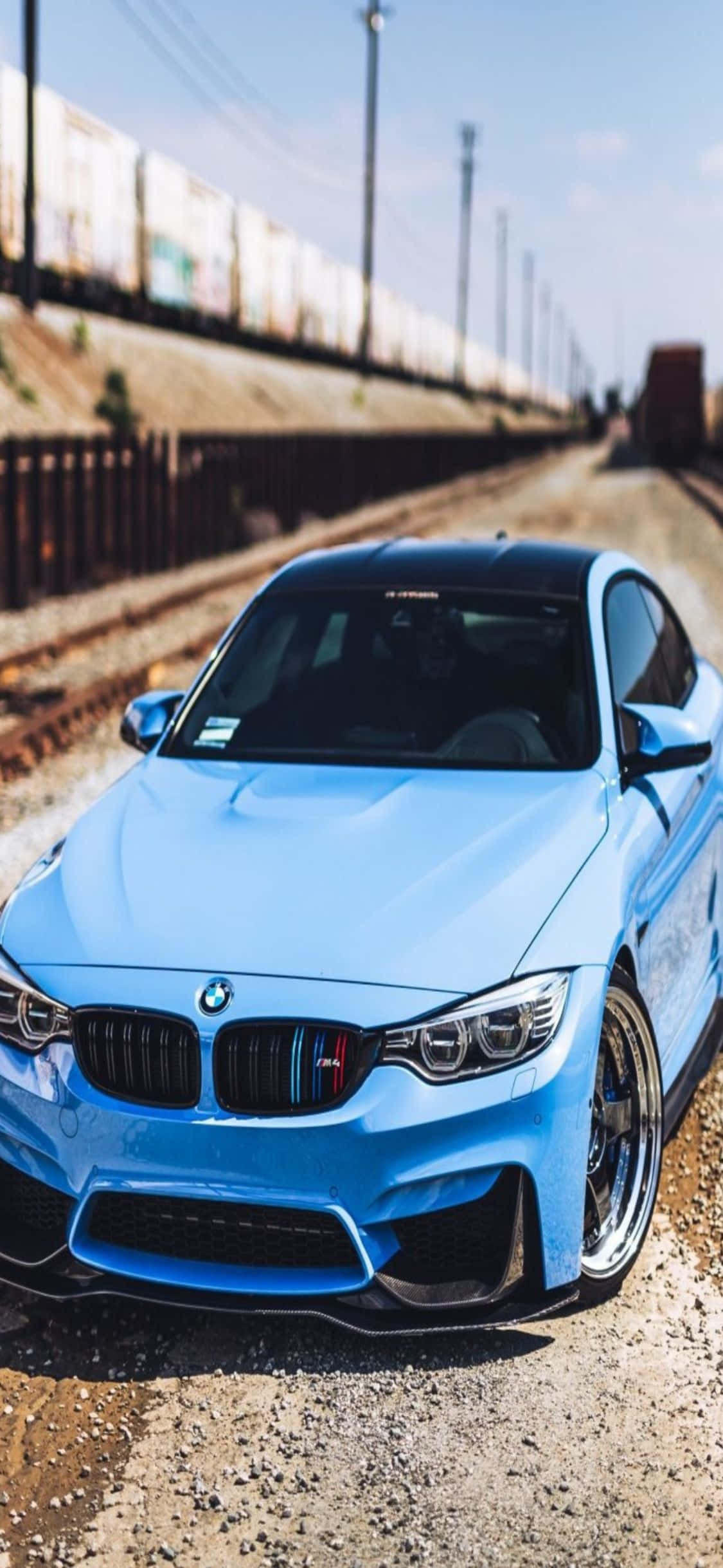 Công nghệ cao & Sang trọng. iPhone X và chiếc BMW bóng bẩy cùng nhau. Hình nền