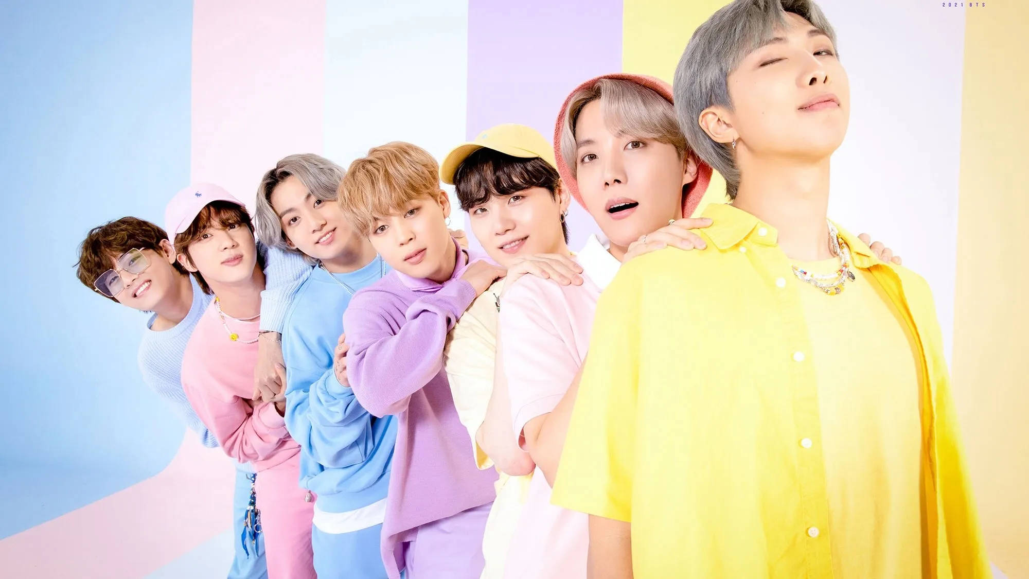 Dễ Thương Nhóm BTS Xếp Hàng Với Màu Pastel Hình nền