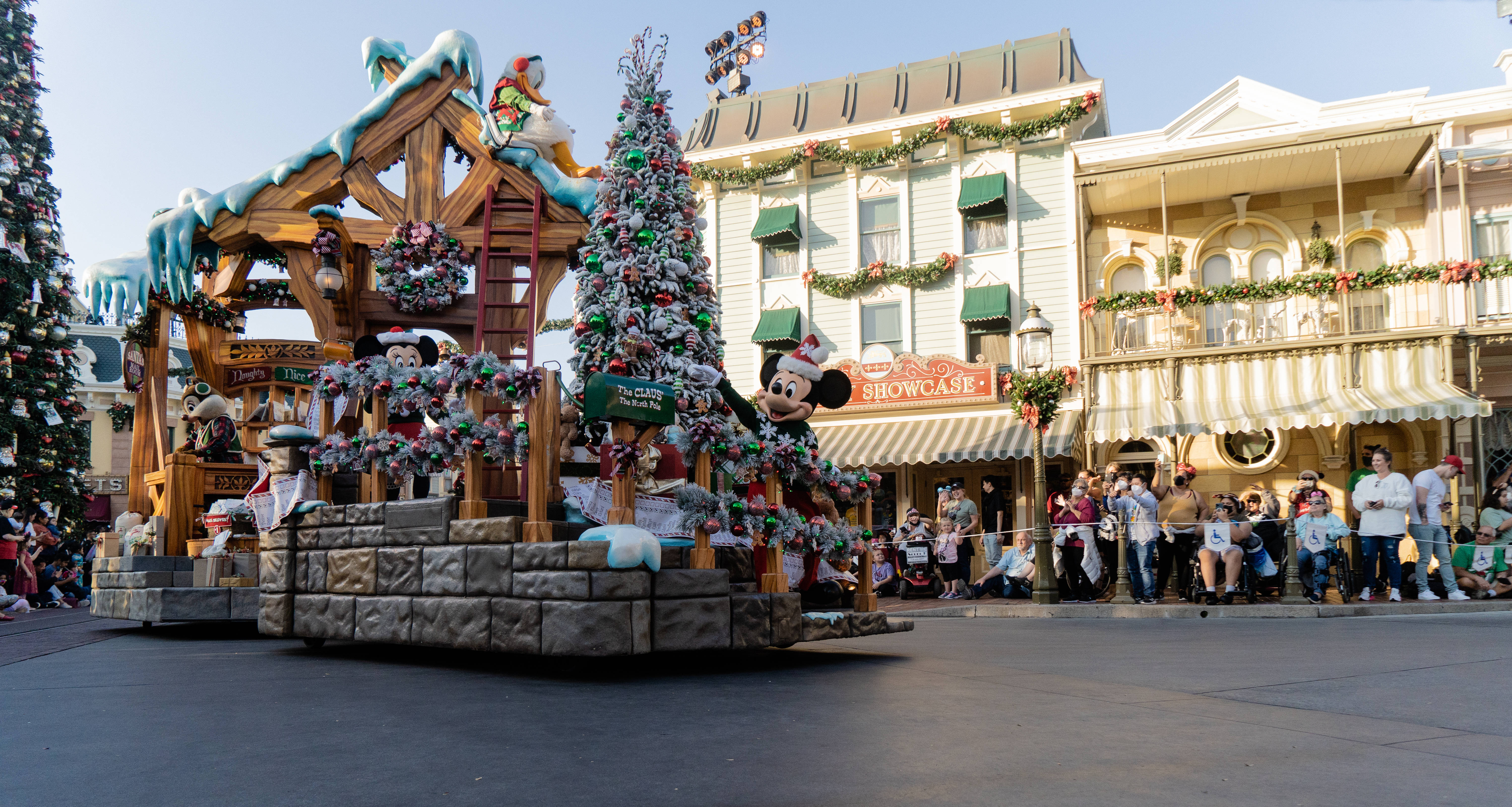 Diễu hành Giáng sinh tại Làng Disney Hình nền