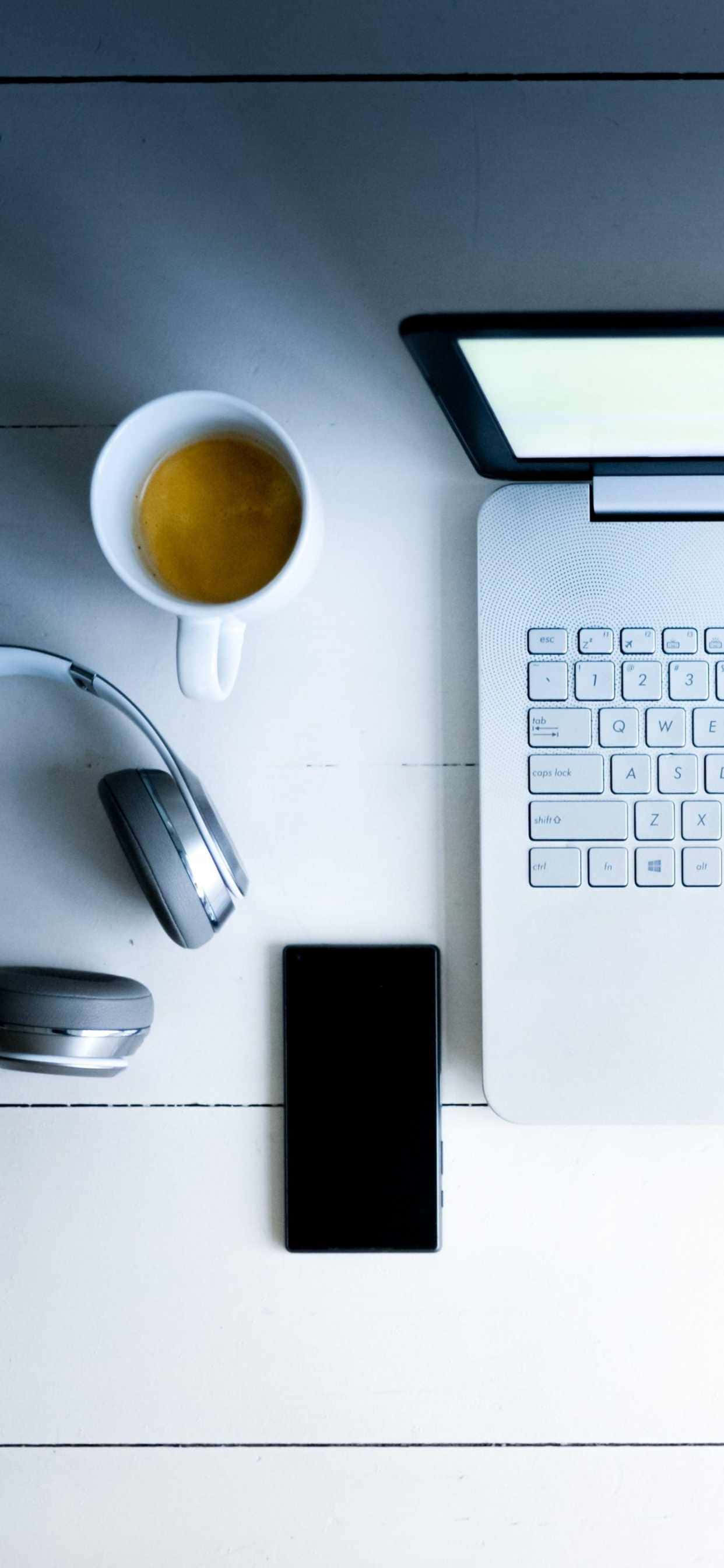 Duy trì năng suất cao với iPhone Xs Max Office mới nhất. Hình nền
