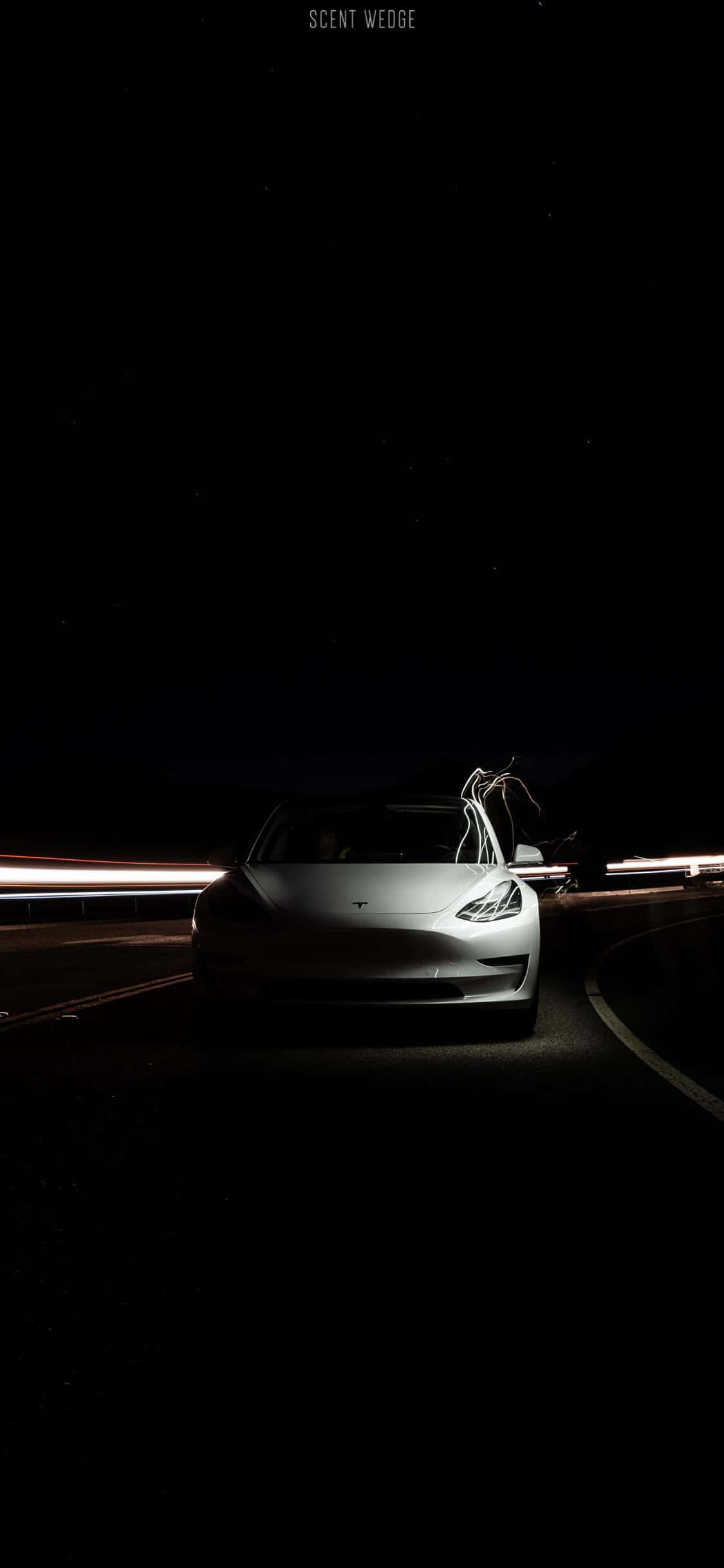 Giải phóng sức mạnh của #Tesla của bạn với iPhone Hình nền