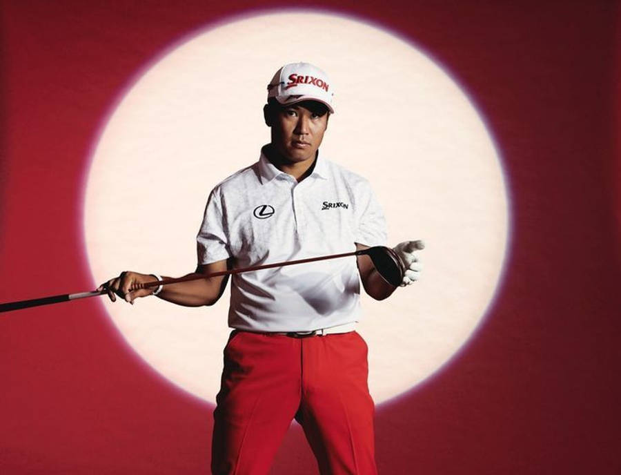 Golfer Nhật Bản Hideki Matsuyama Trong Ánh Đèn Sân Khấu Hình nền