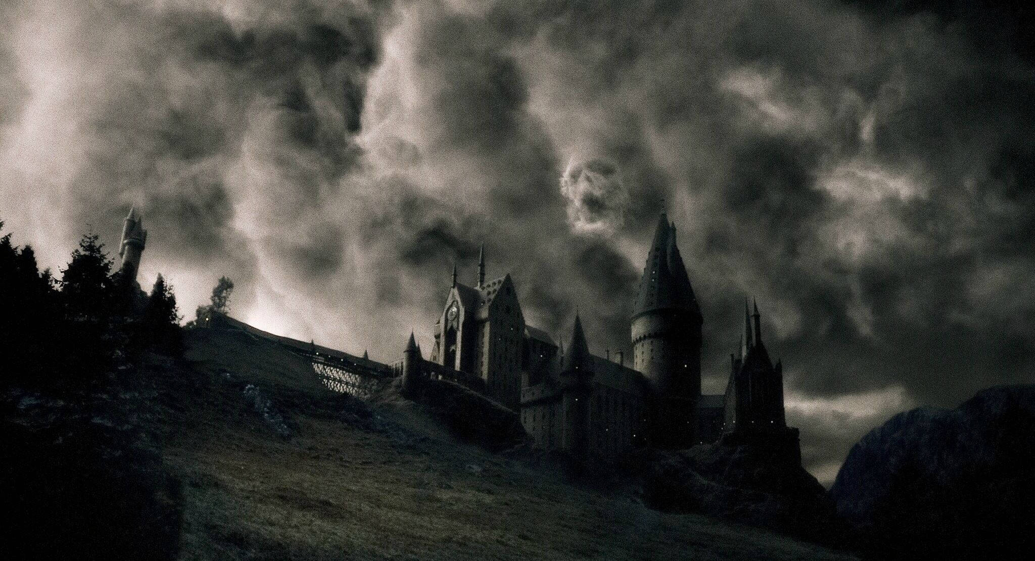 Harry Phù thủy tập sự Hogwarts đen trắng thẩm mỹ Hình nền