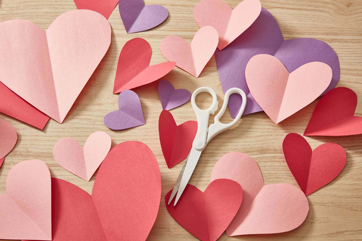 Hình ảnh trái tim cắt giấy ngày Valentine Hình nền