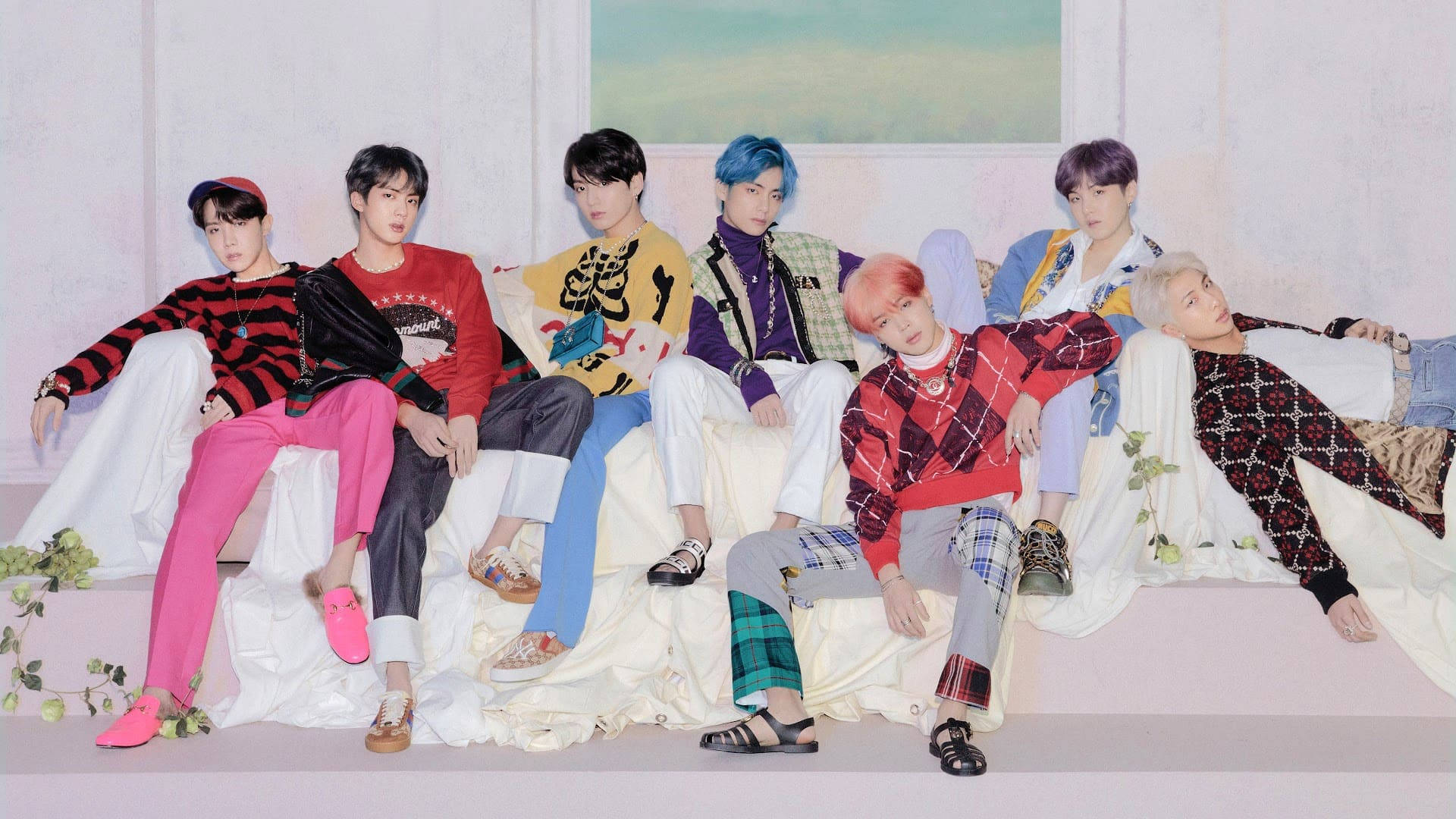 Hình nền BTS ghế sofa trắng Hình nền