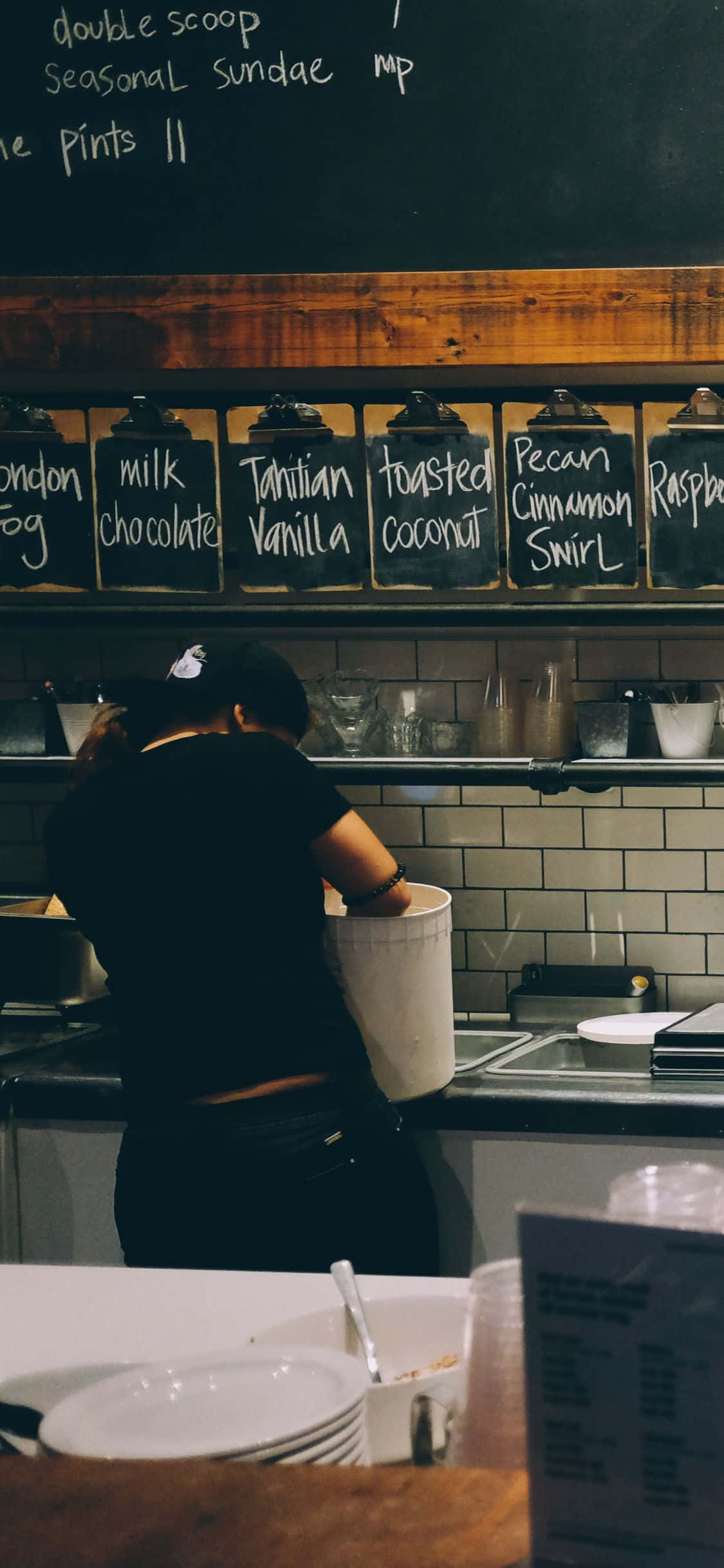 Hình nền Gelato Shop cho iPhone Xs Hình nền