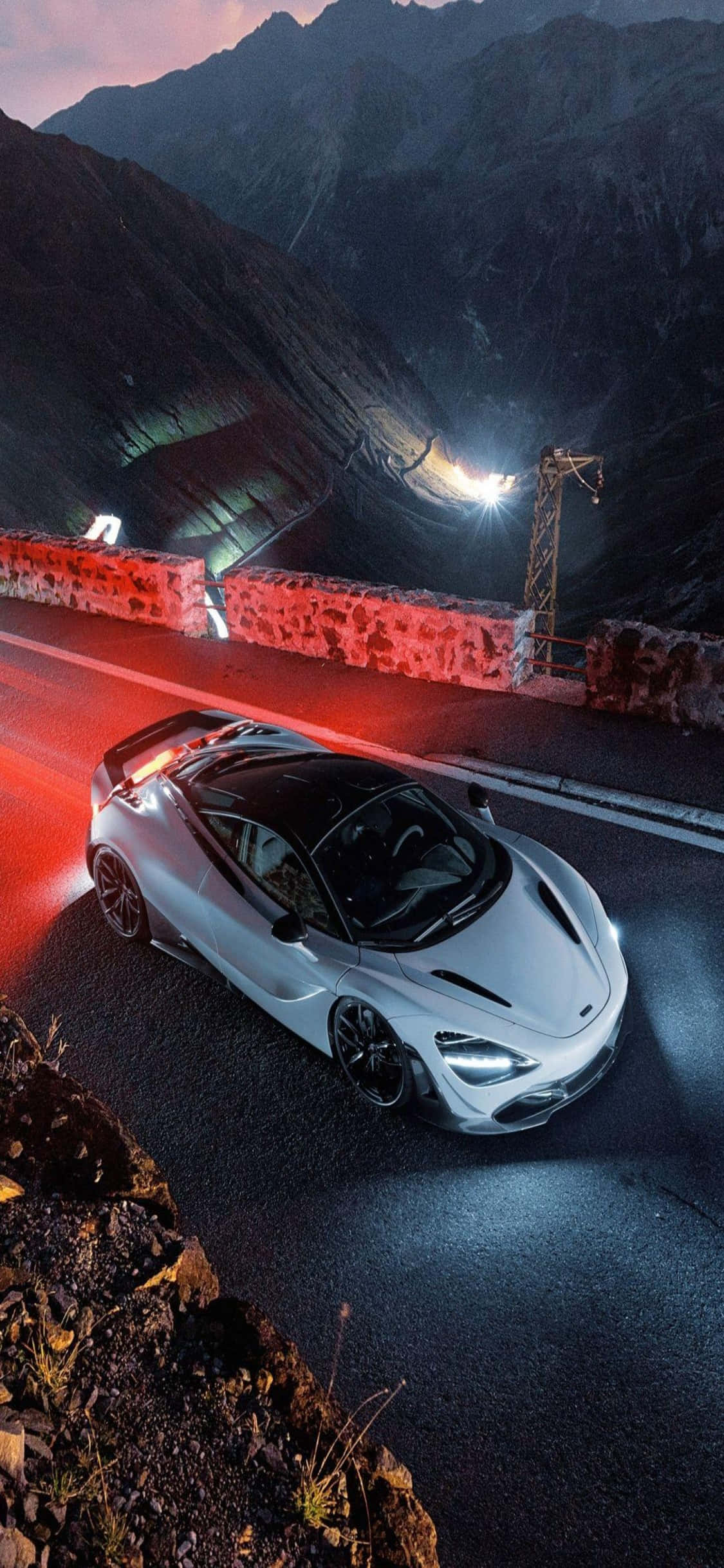 Hình nền iPhone X McLaren 720s xe trắng Hình nền