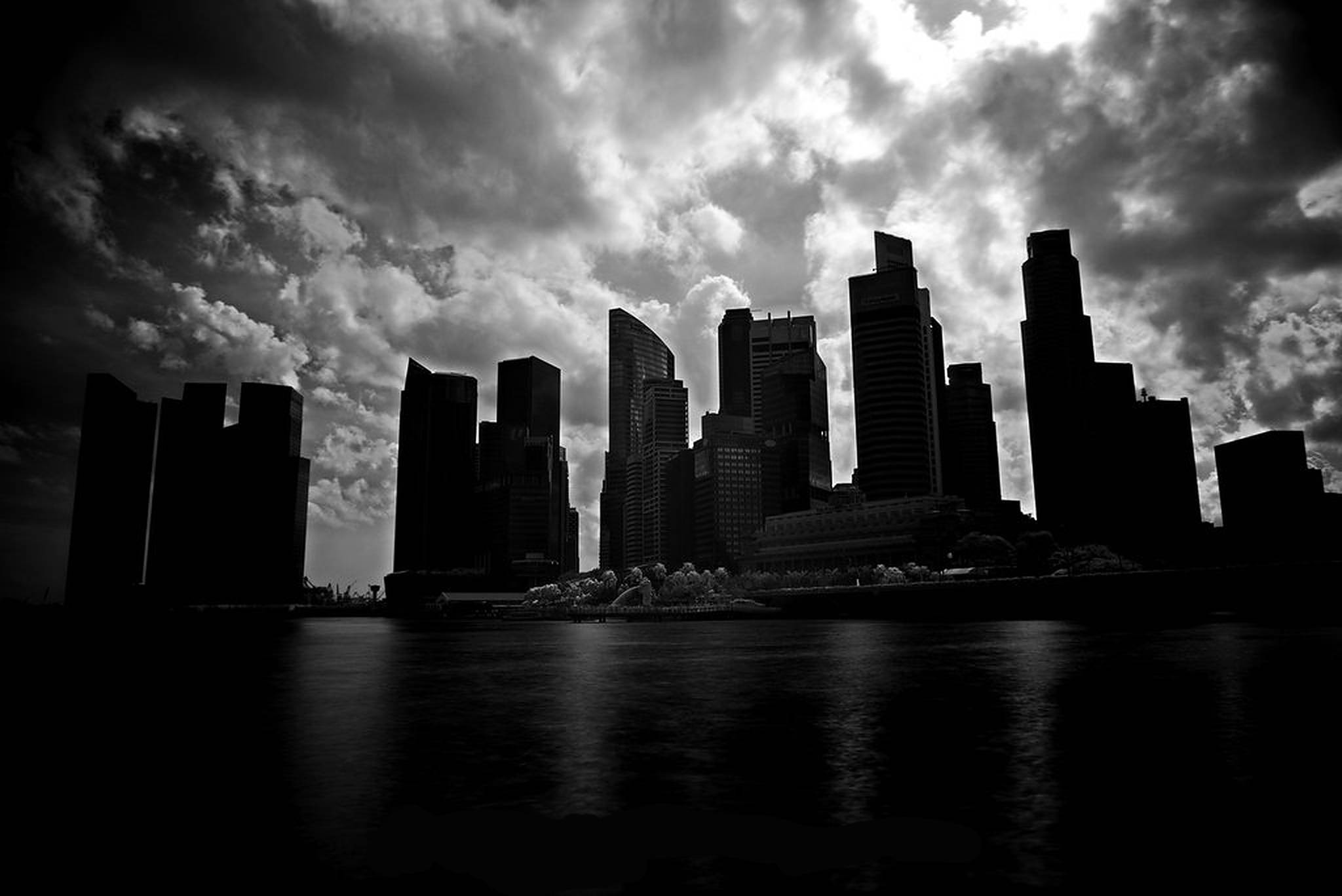Hoàng hôn quyến rũ giữa lòng thành phố đêm Hình nền