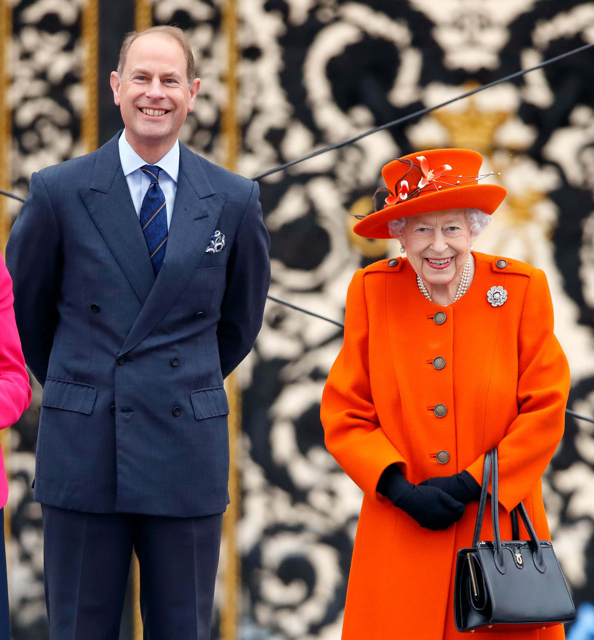 Hoàng Tử Edward Cùng Nữ Hoàng Elizabeth II Hình nền