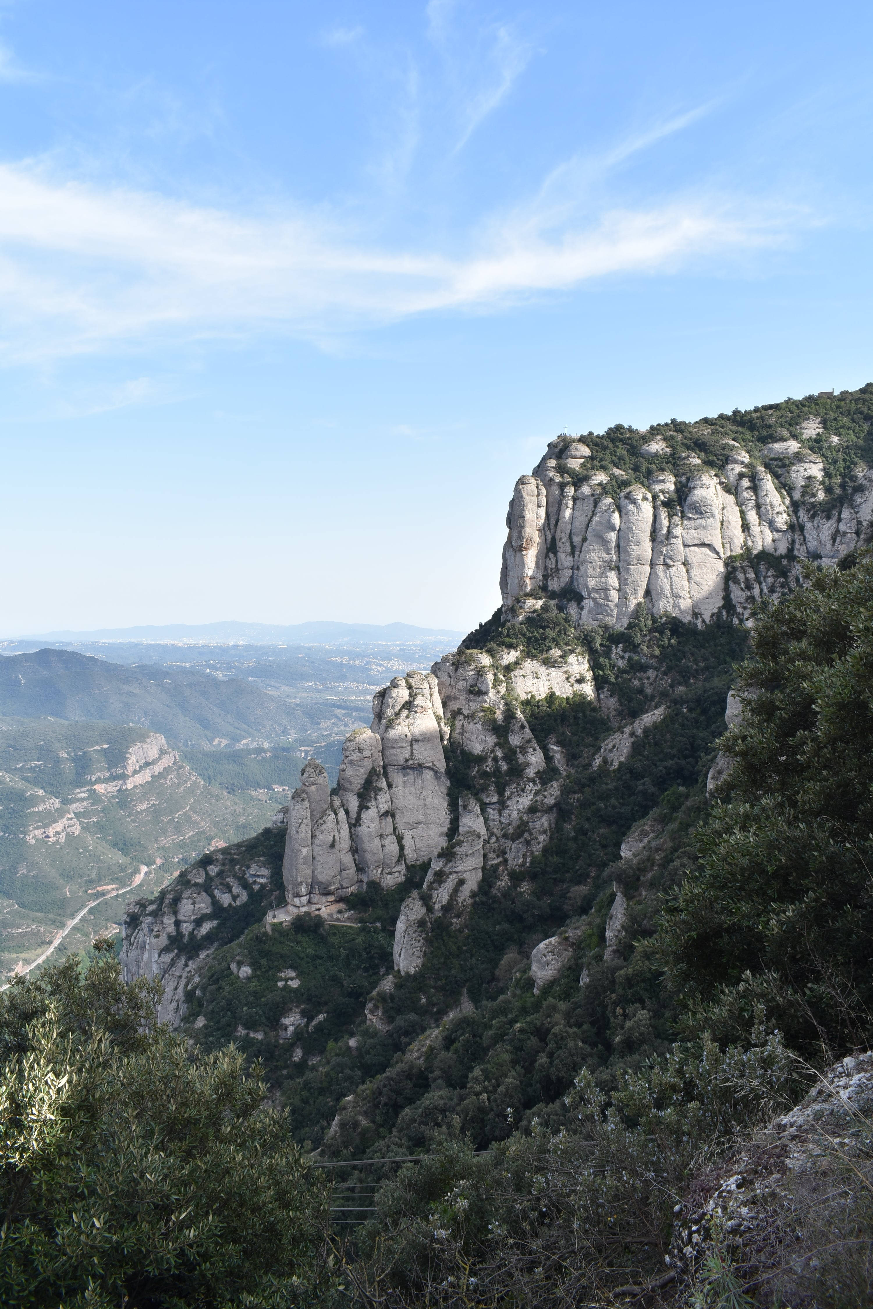 Điện Thoại Vách Đá Montserrat Hình nền