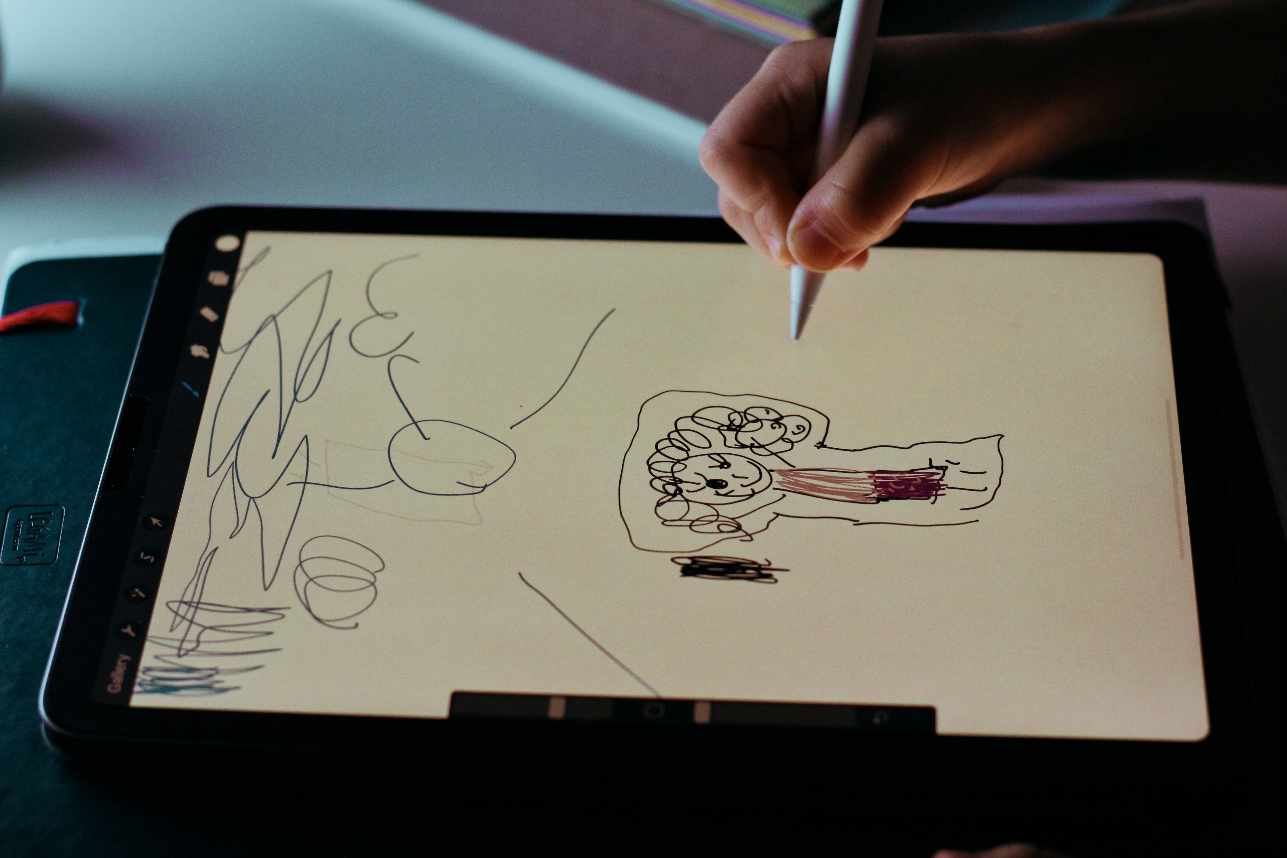 iPad Pro Vẽ Nguệch Ngoạc Trên Máy Tính Bảng Hình nền