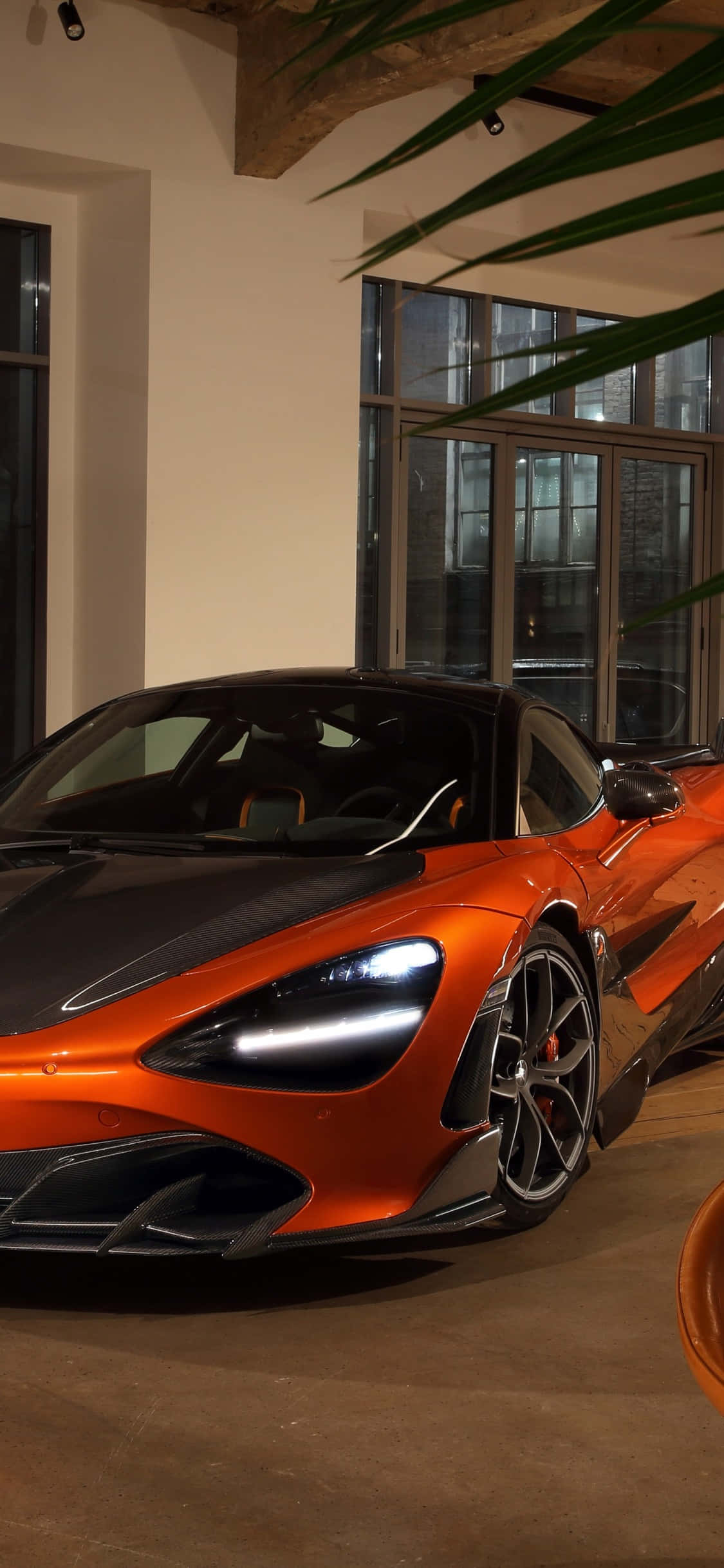 Hình nền McLaren 720s màu cam cho iPhone X Hình nền