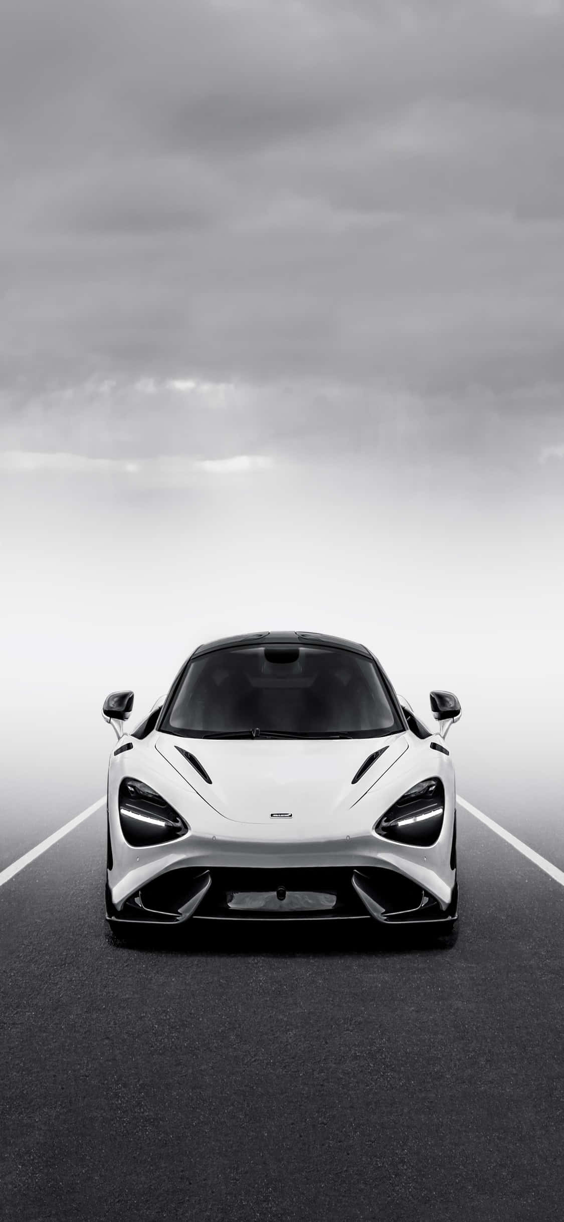 iPhone X McLaren 720s Nền trắng Hình nền