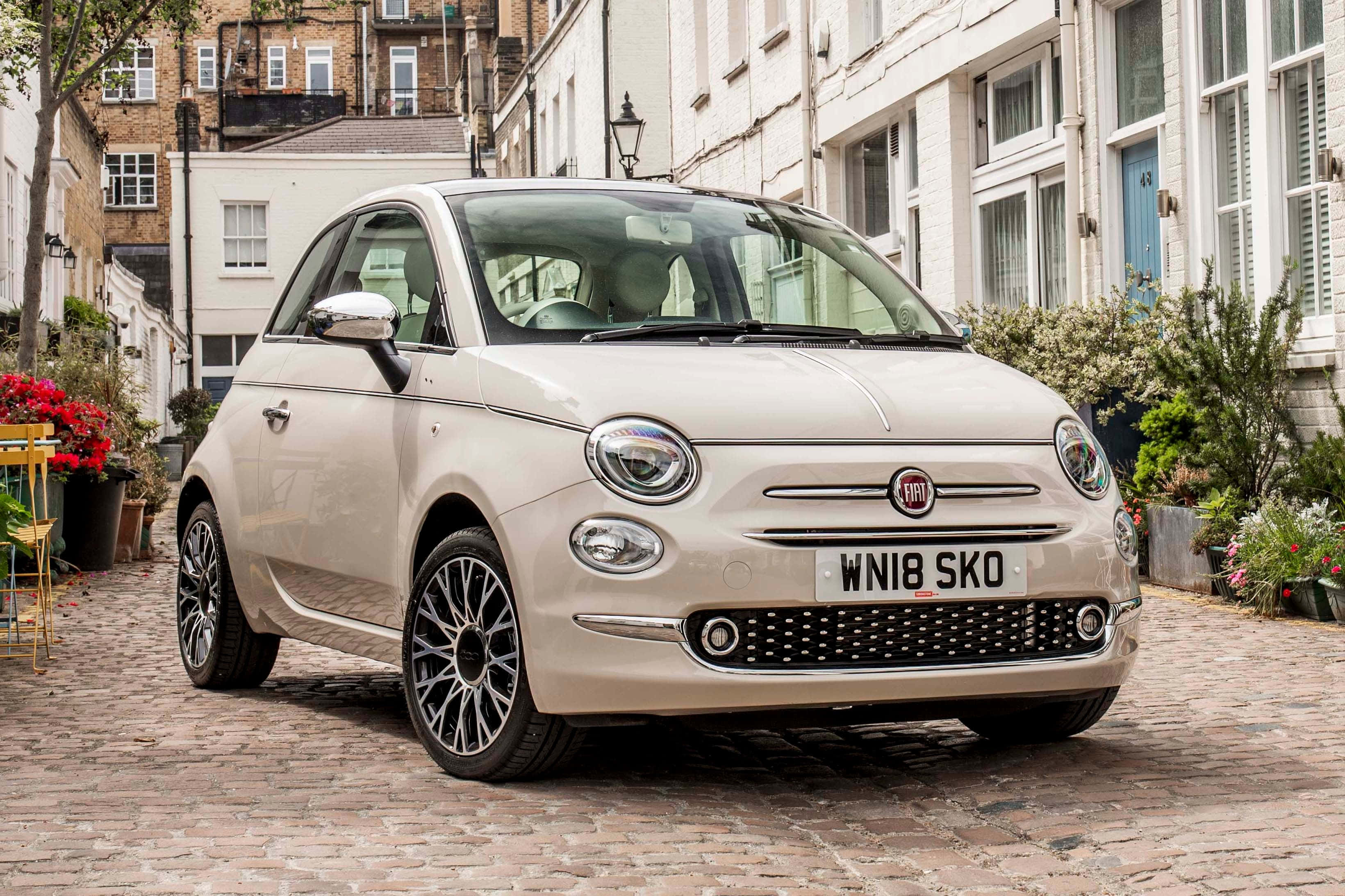 Khám phá thế giới cùng Fiat Hình nền
