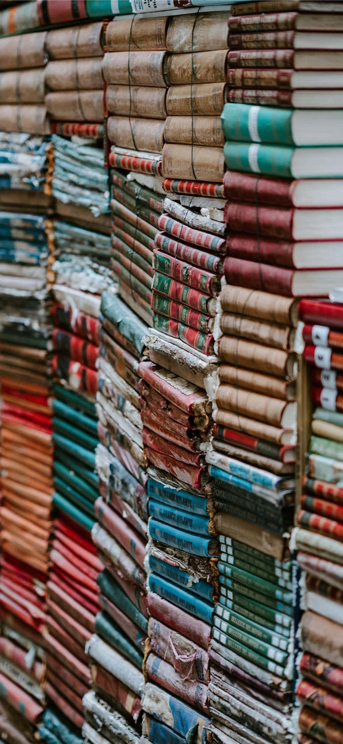 Khám phá ý tưởng mới với Books iPhone Hình nền