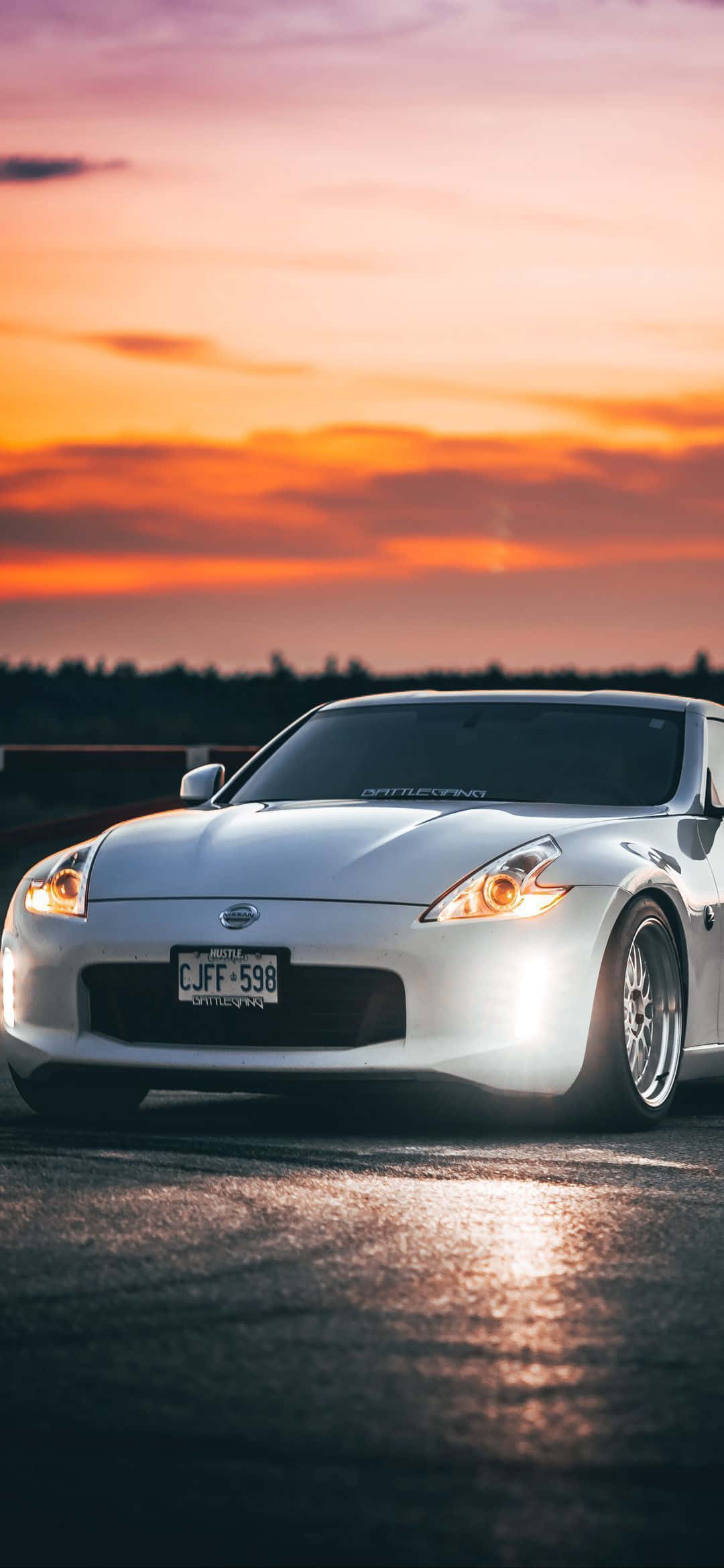 Lái xe phong cách - Nissan 350Z trên iPhone Hình nền