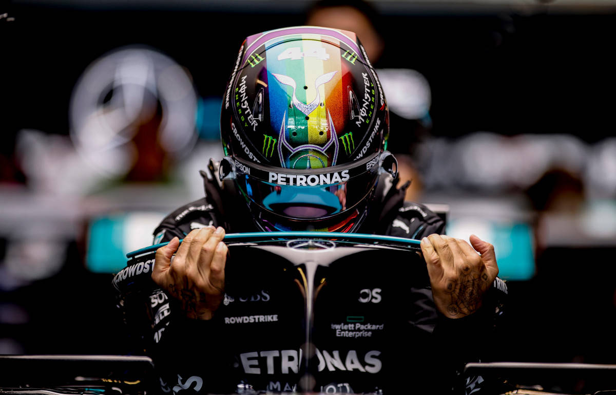 Lewis Hamilton Leo Khỏi Halo Hình nền