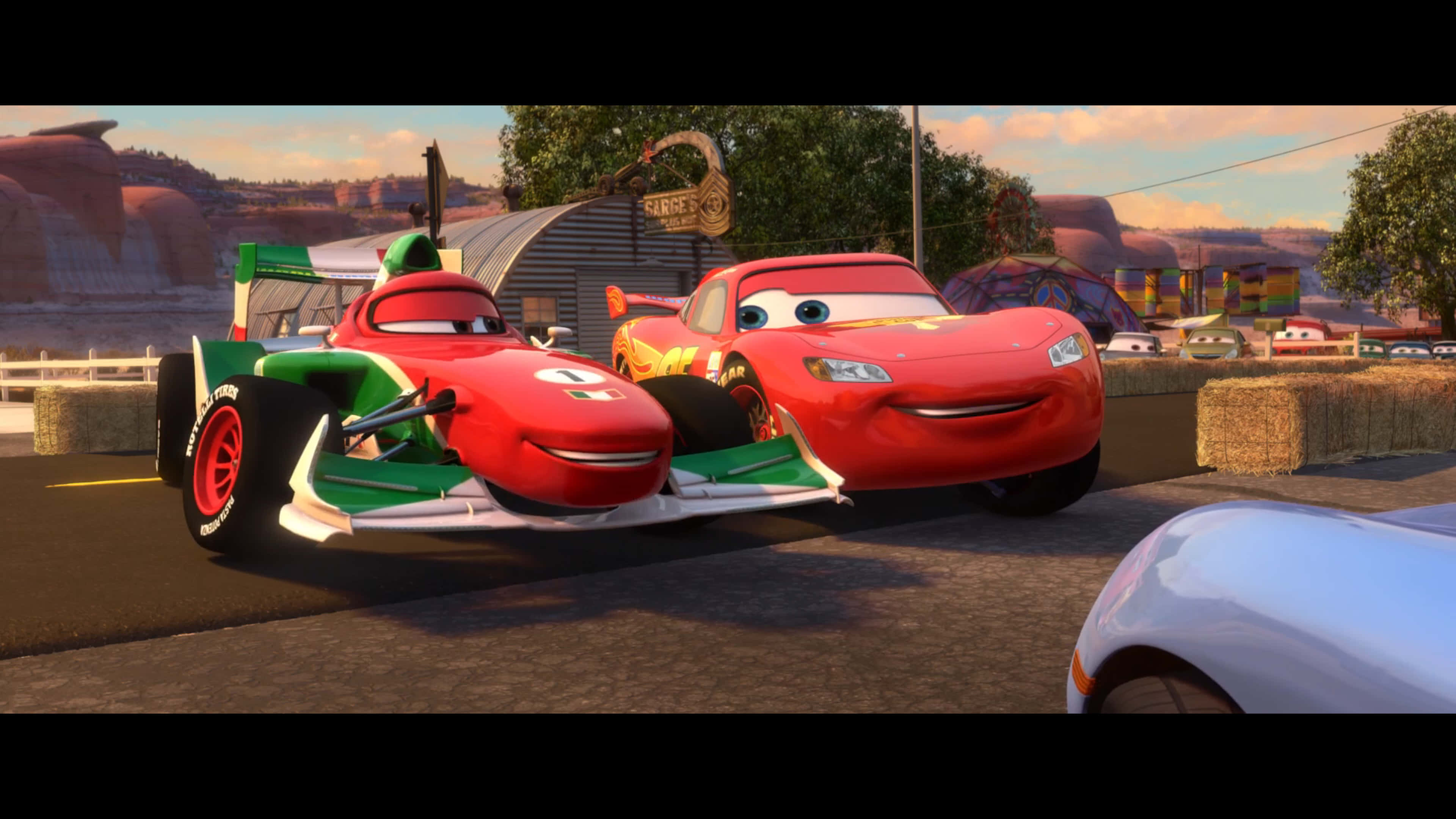 "Lightning McQueen chinh phục World Grand Prix trên con đường chiến thắng" Hình nền