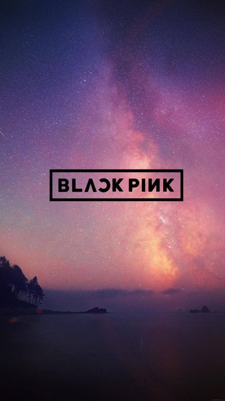 Hình nền logo Blackpink trên hồ và dải ngân hà với tông màu tím thẩm mỹ